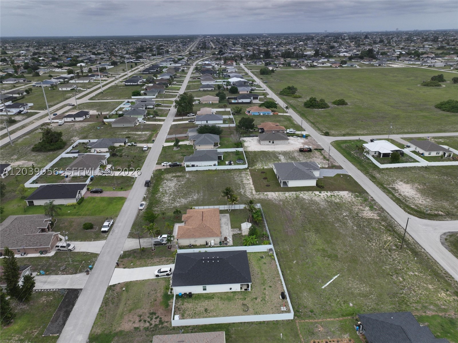 530 NW 23rd Ter Cape Coral, FL 33993