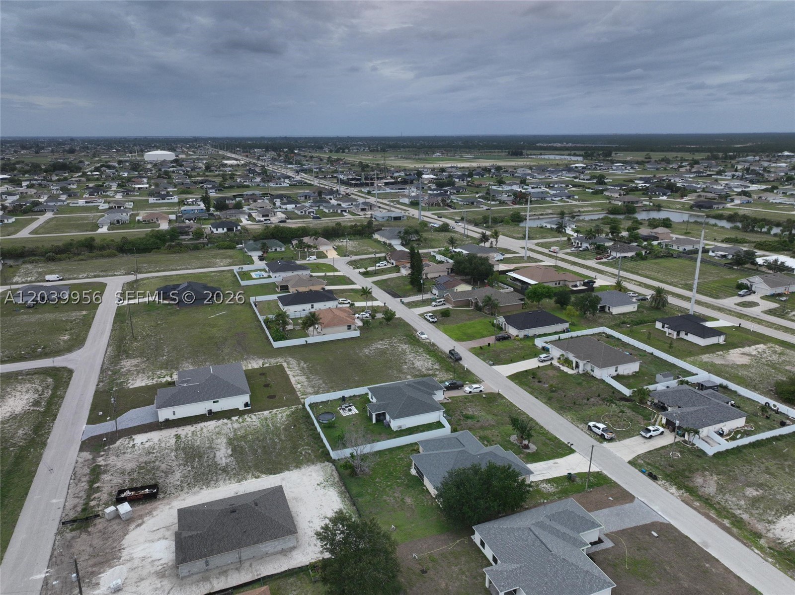 530 NW 23rd Ter Cape Coral, FL 33993