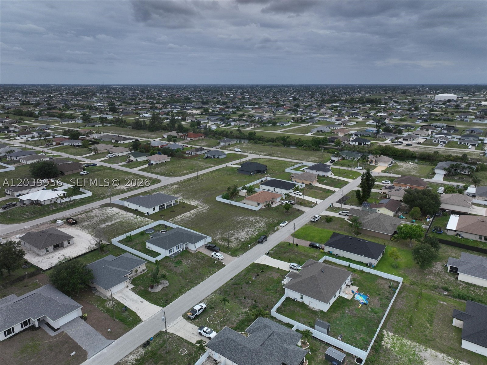 530 NW 23rd Ter Cape Coral, FL 33993