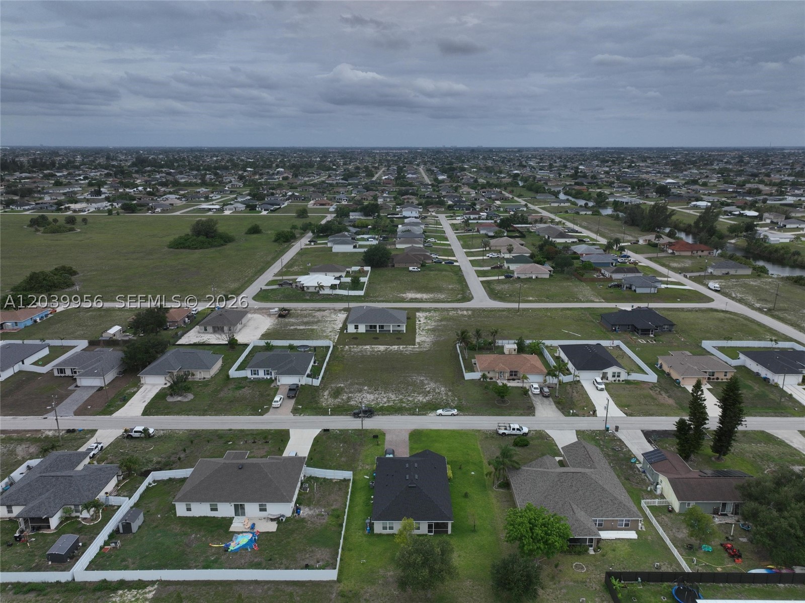 530 NW 23rd Ter Cape Coral, FL 33993