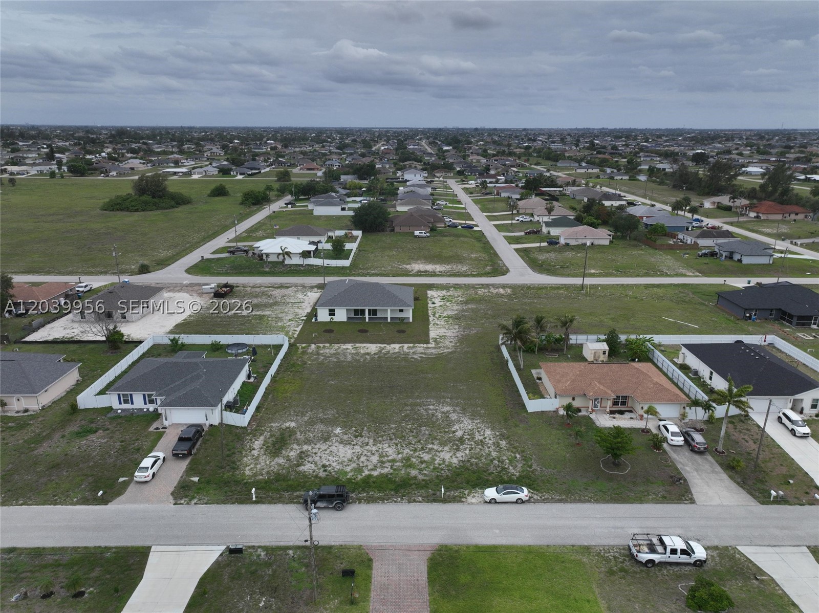 530 NW 23rd Ter Cape Coral, FL 33993
