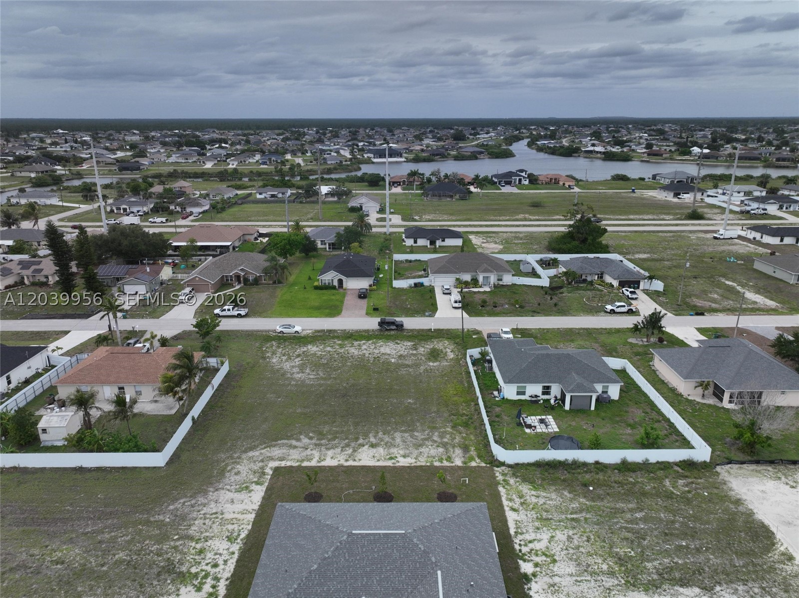 530 NW 23rd Ter Cape Coral, FL 33993