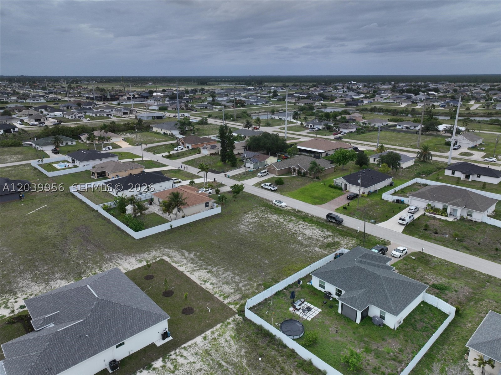 530 NW 23rd Ter Cape Coral, FL 33993