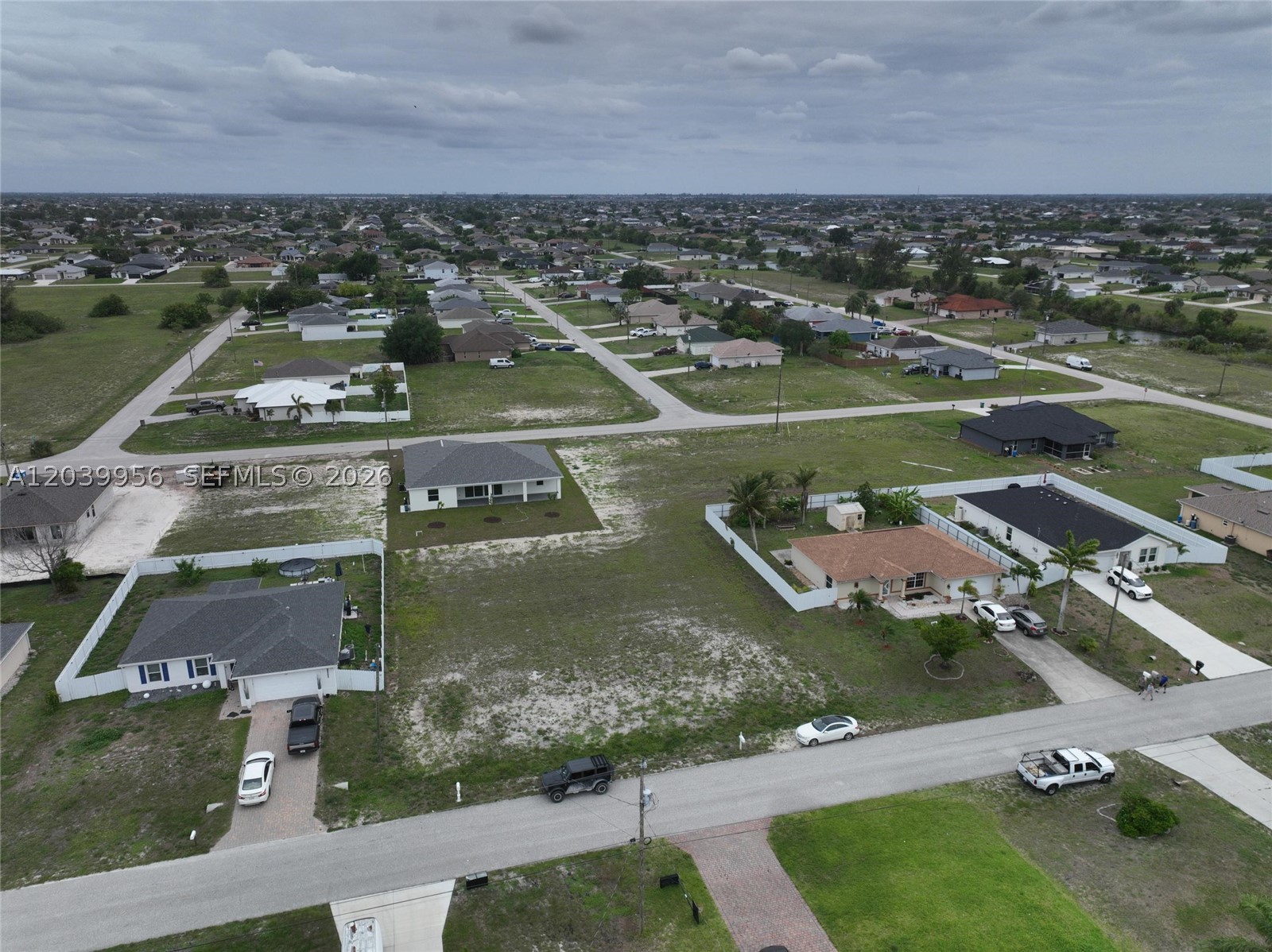 530 NW 23rd Ter Cape Coral, FL 33993