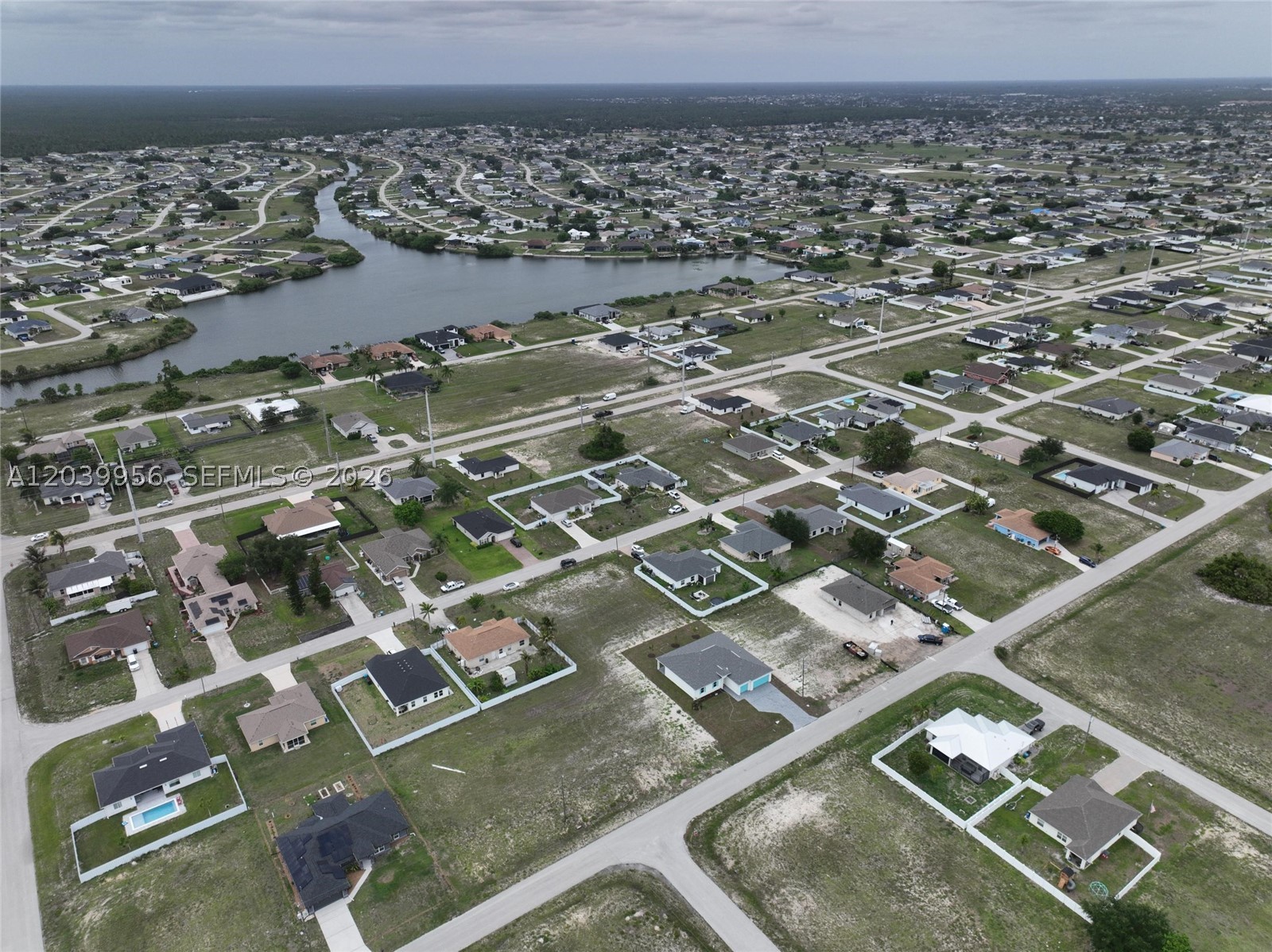 530 NW 23rd Ter Cape Coral, FL 33993