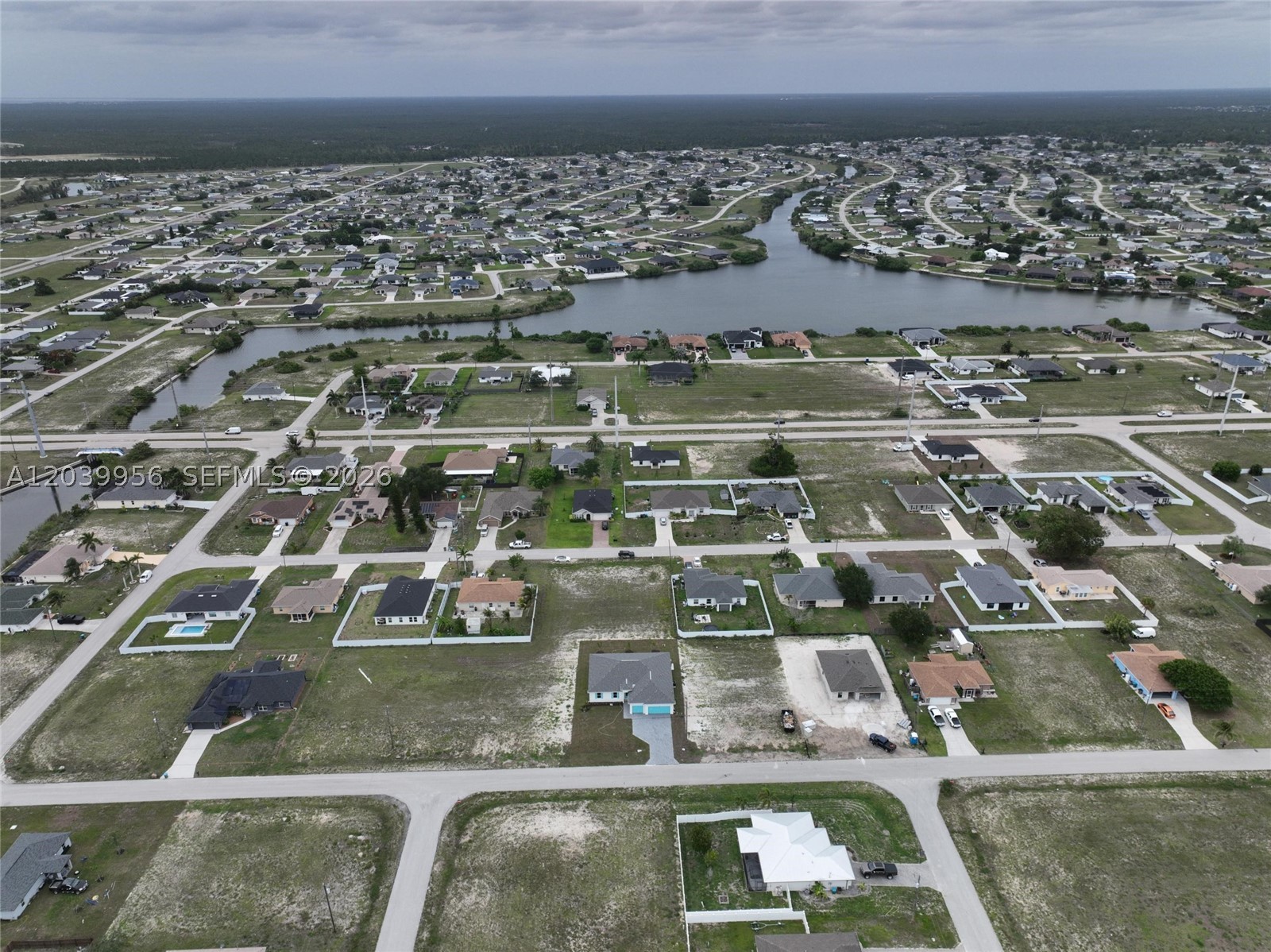 530 NW 23rd Ter Cape Coral, FL 33993
