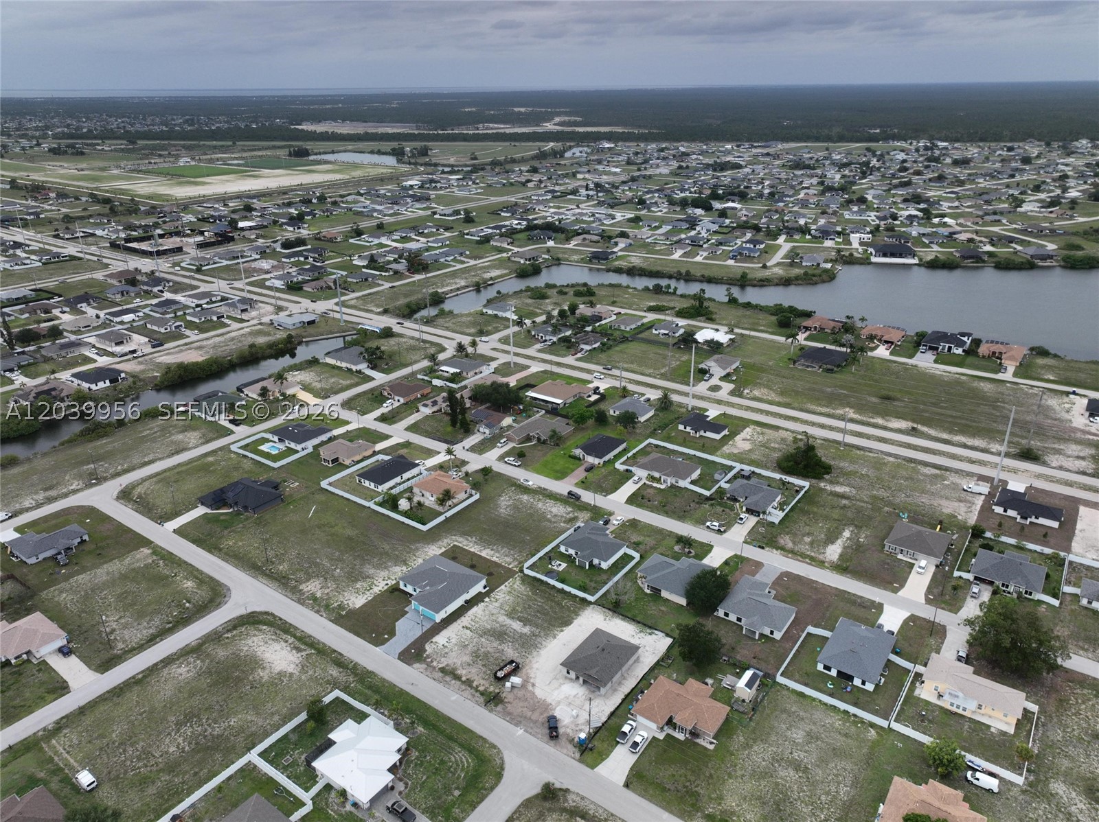 530 NW 23rd Ter Cape Coral, FL 33993