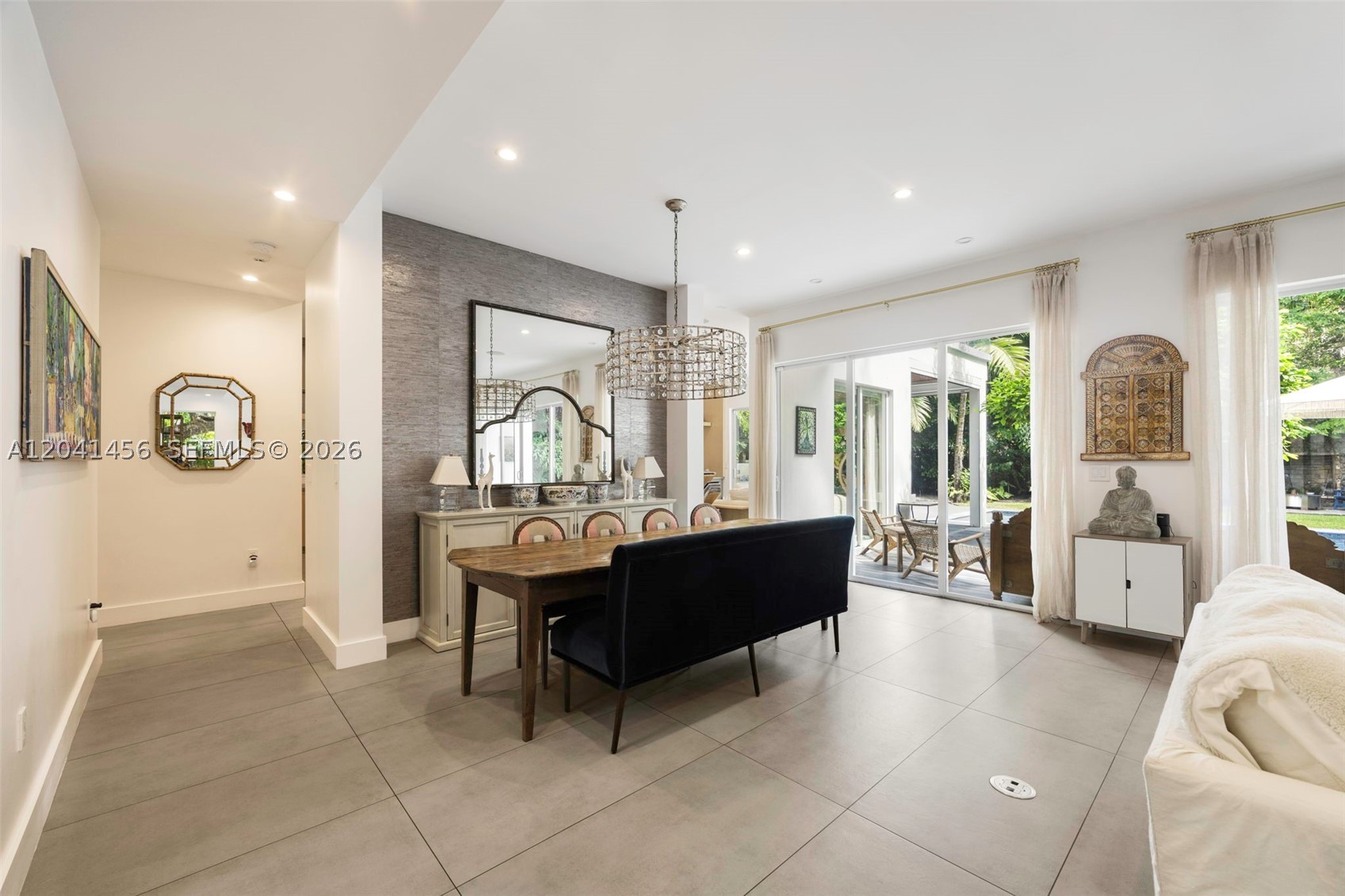 3901 Kumquat Ave Miami, FL 33133