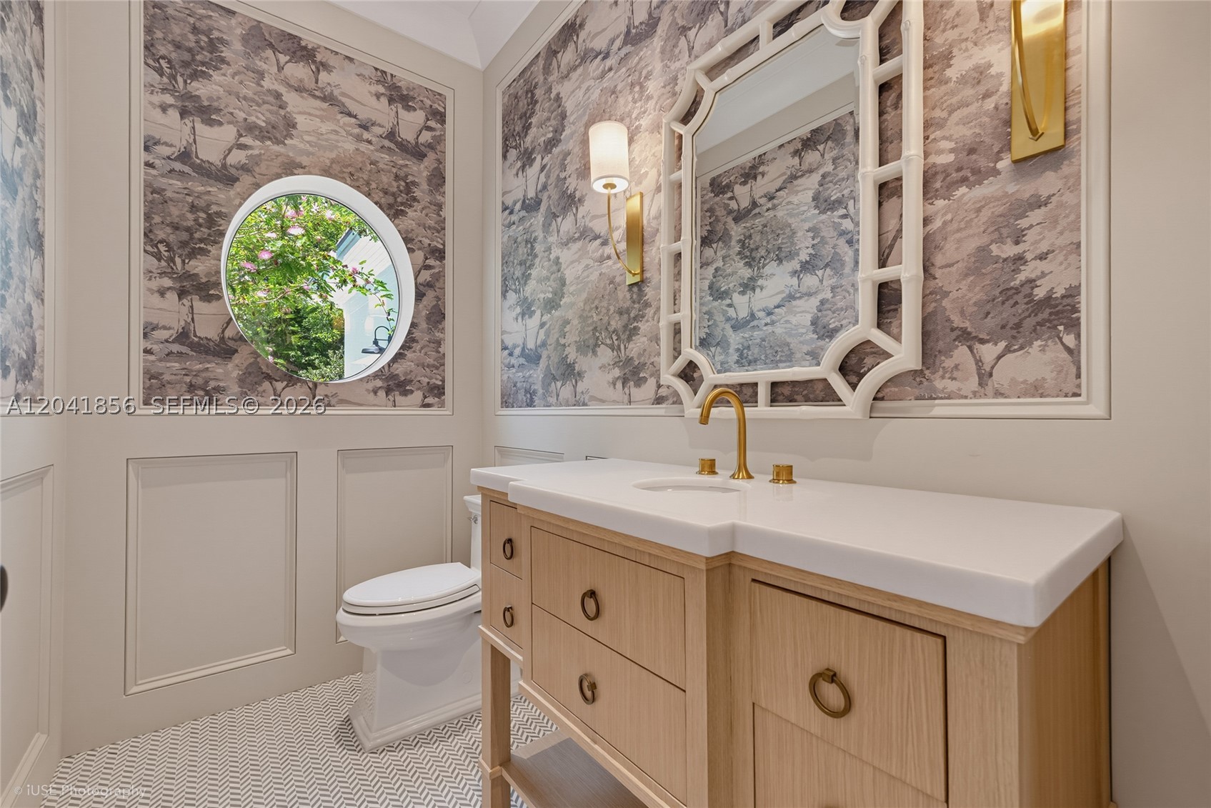 1241 Mariola Ct Coral Gables, FL 33134