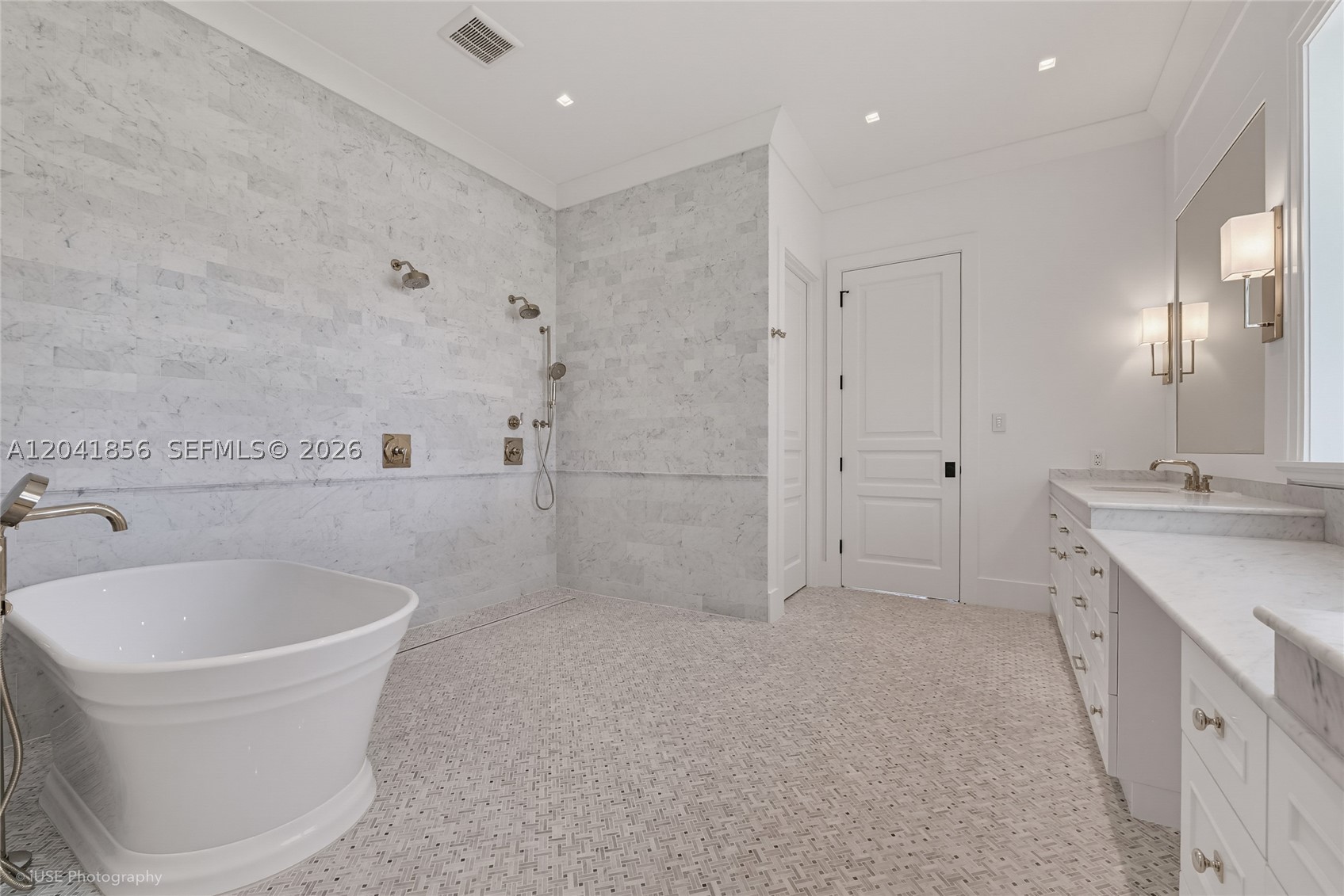 1241 Mariola Ct Coral Gables, FL 33134