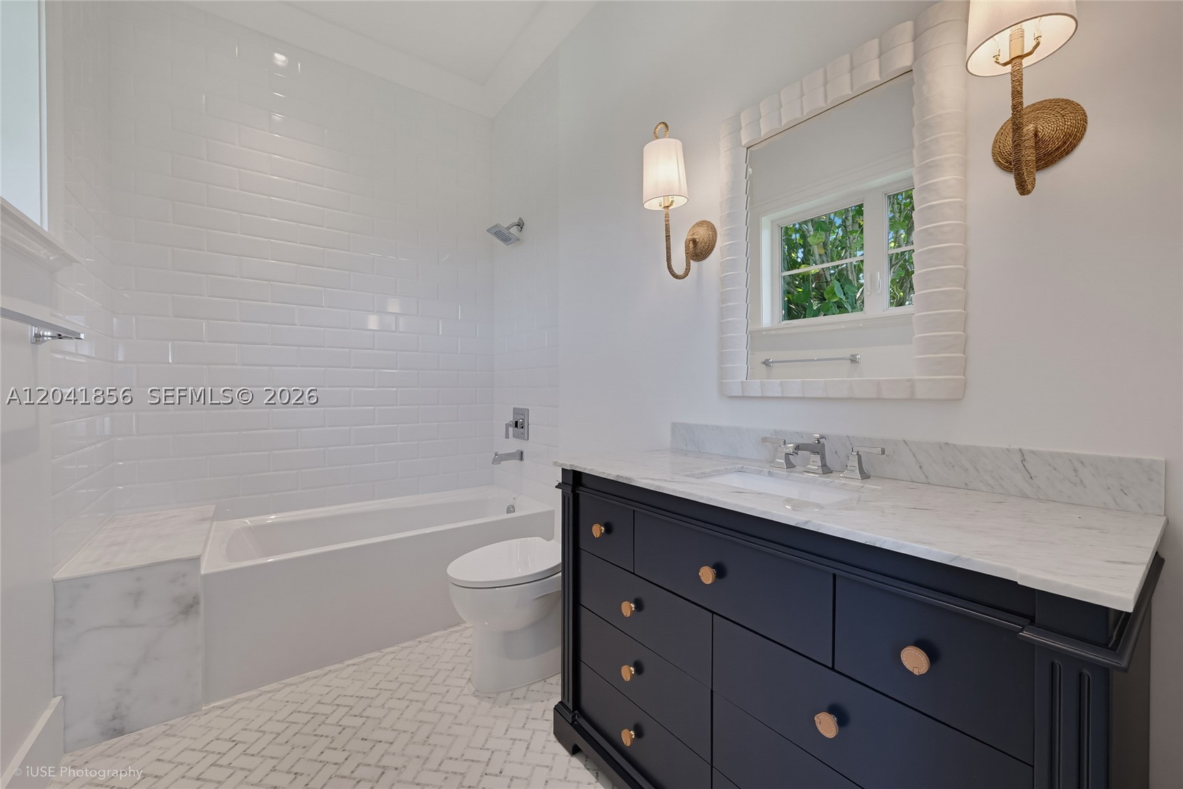 1241 Mariola Ct Coral Gables, FL 33134