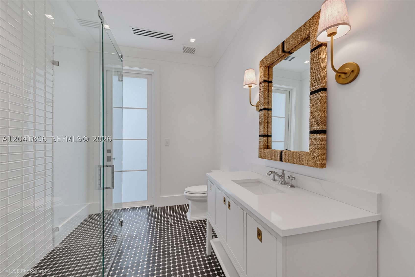 1241 Mariola Ct Coral Gables, FL 33134