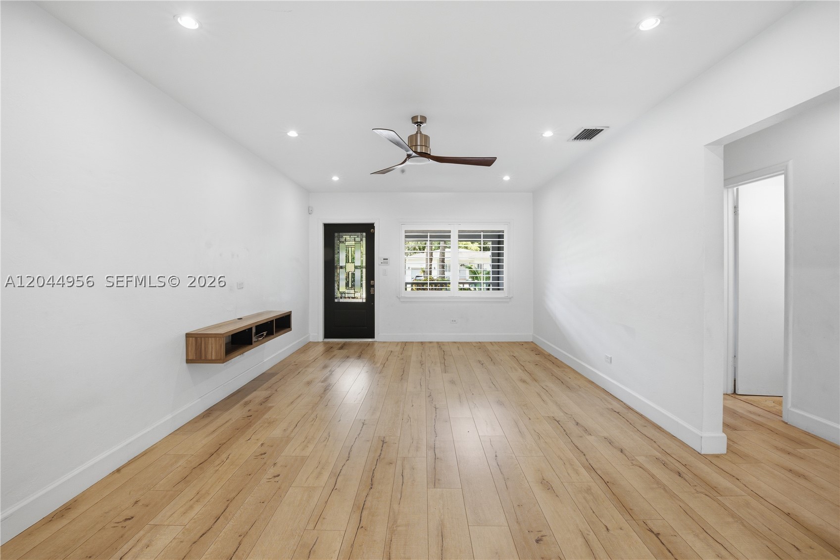 7220 SW 53rd Ct Miami, FL 33143