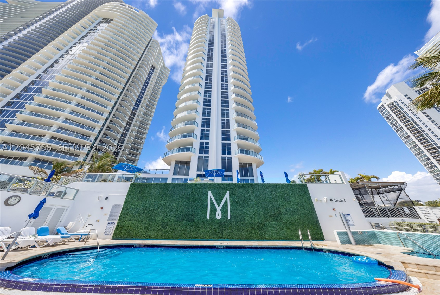 18683 Collins Ave #1610