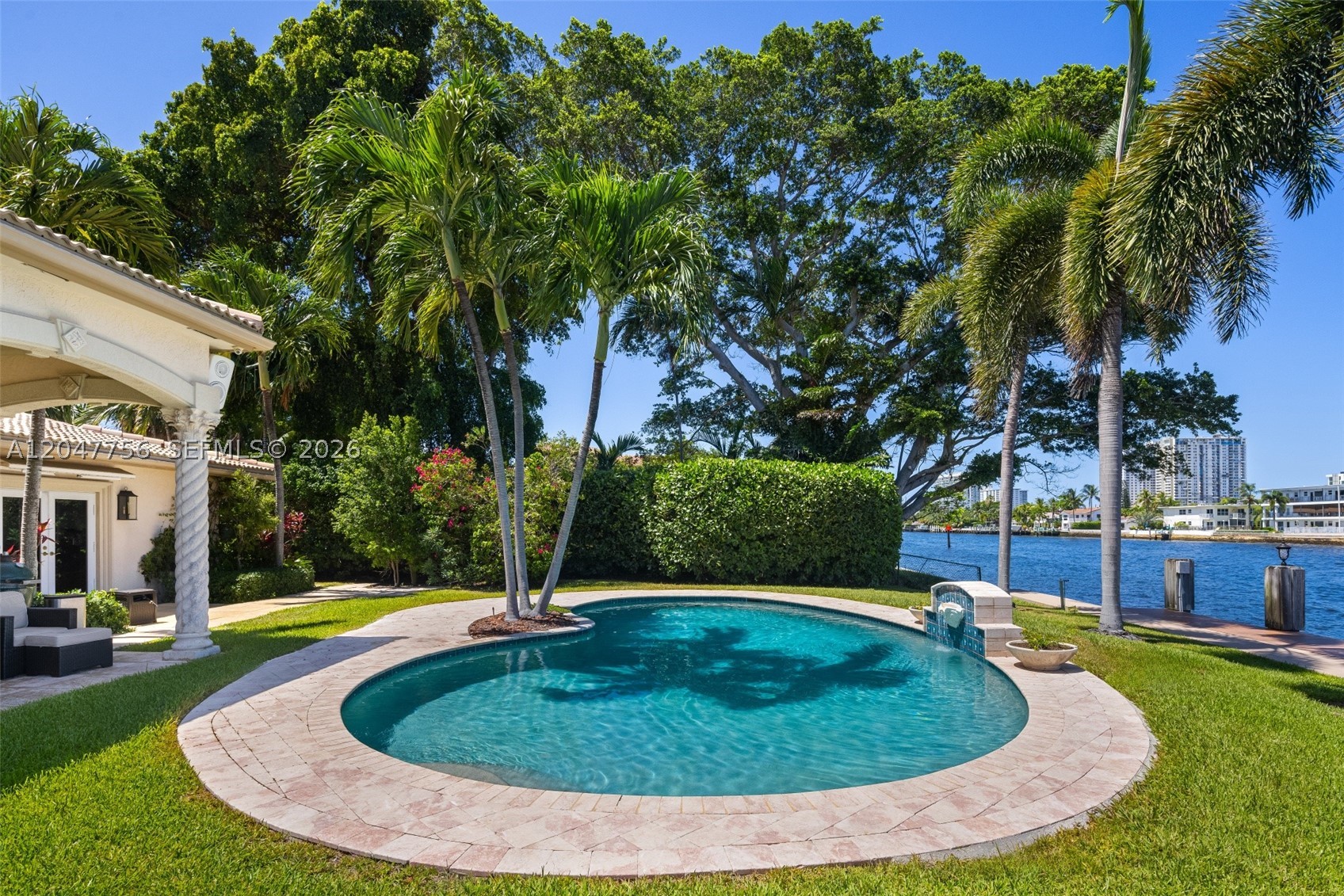 600 SE 28th Ave Pompano Beach, FL 33062