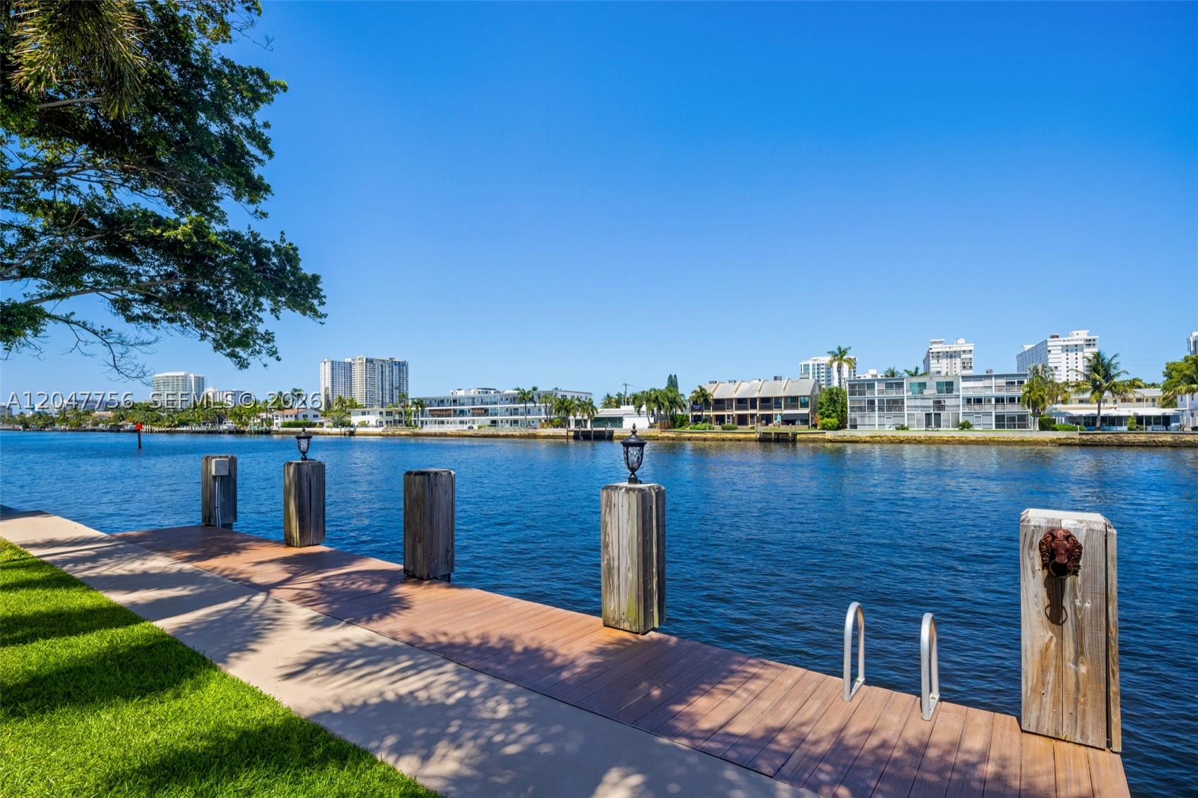 600 SE 28th Ave Pompano Beach, FL 33062