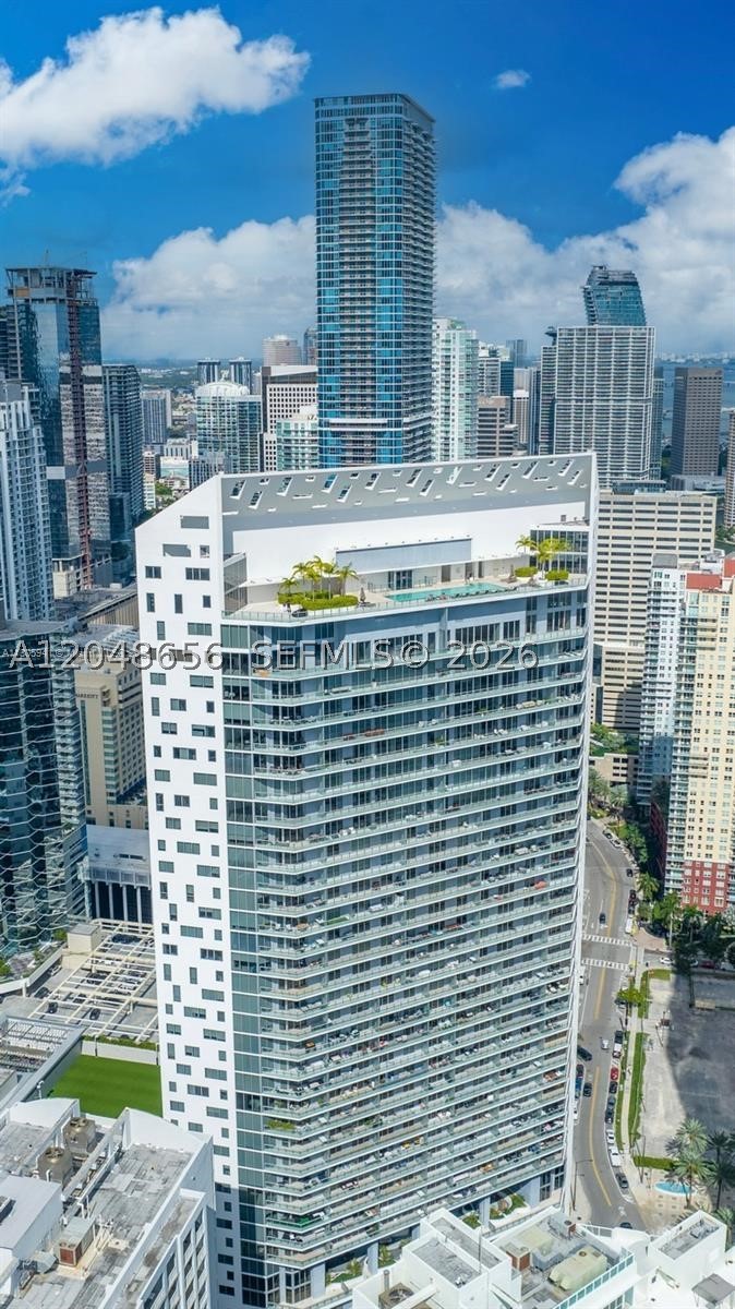 image Brickell House23