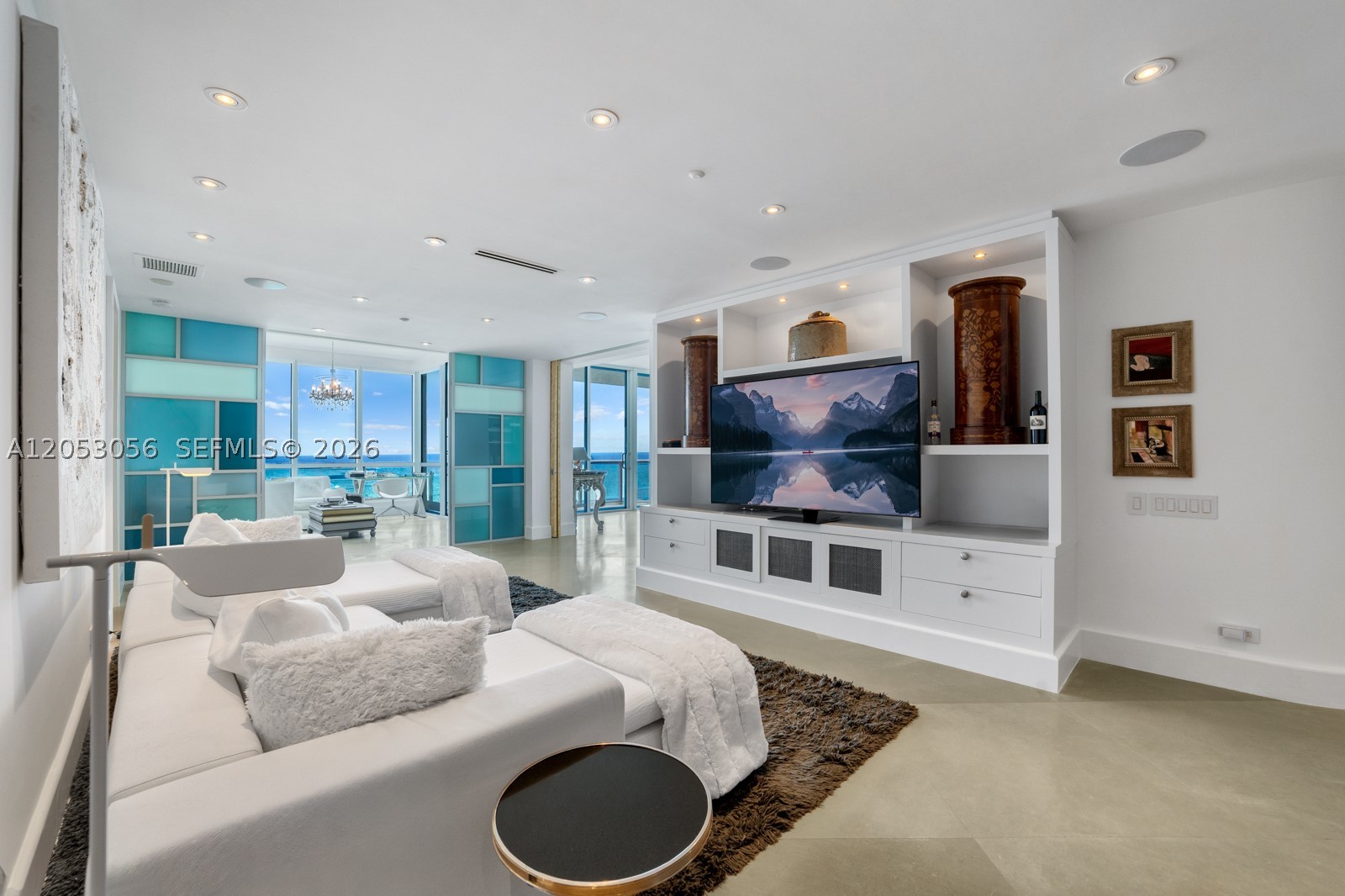 100 S Pointe Dr #2905 Miami Beach, FL 33139