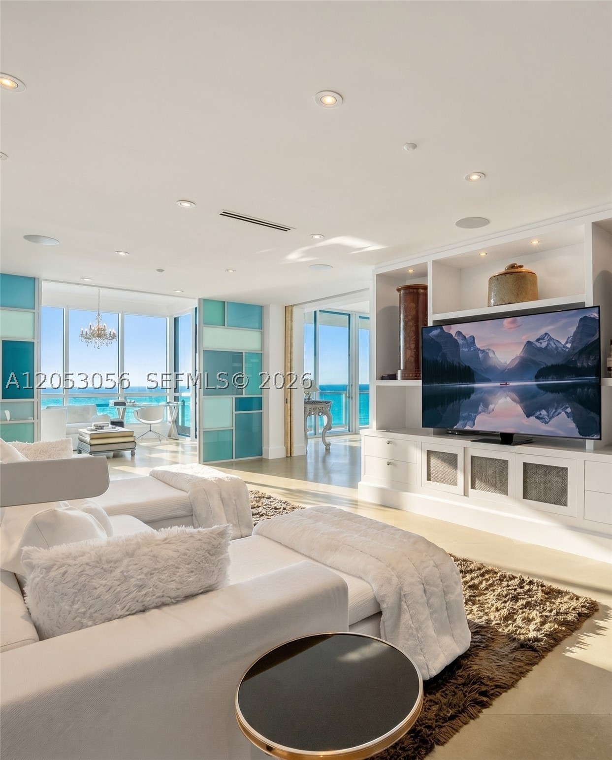 100 S Pointe Dr #2905 Miami Beach, FL 33139