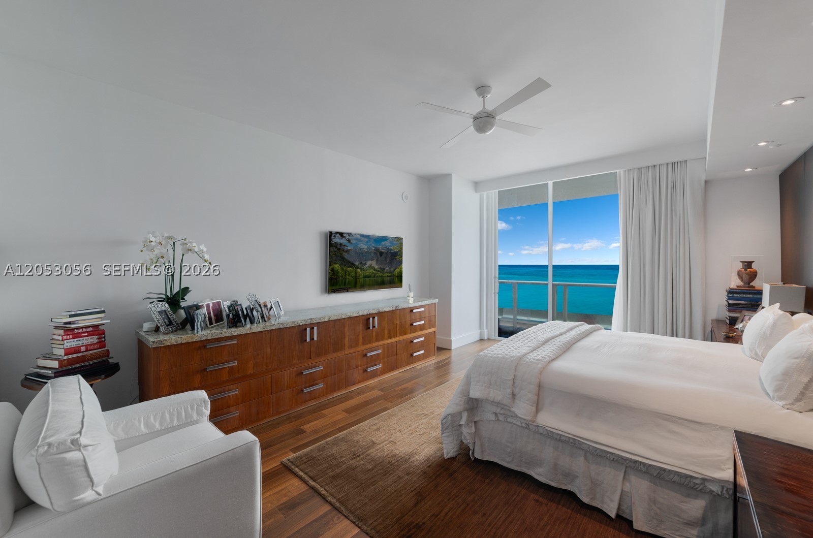 100 S Pointe Dr #2905 Miami Beach, FL 33139