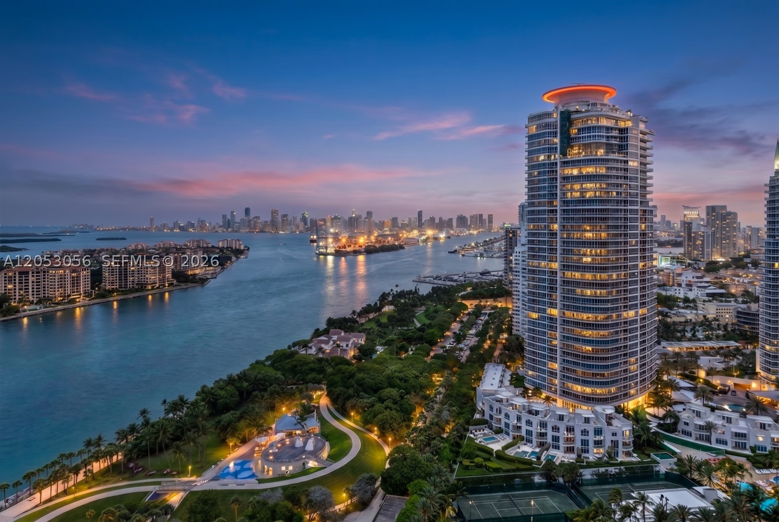100 S Pointe Dr #2905 Miami Beach, FL 33139