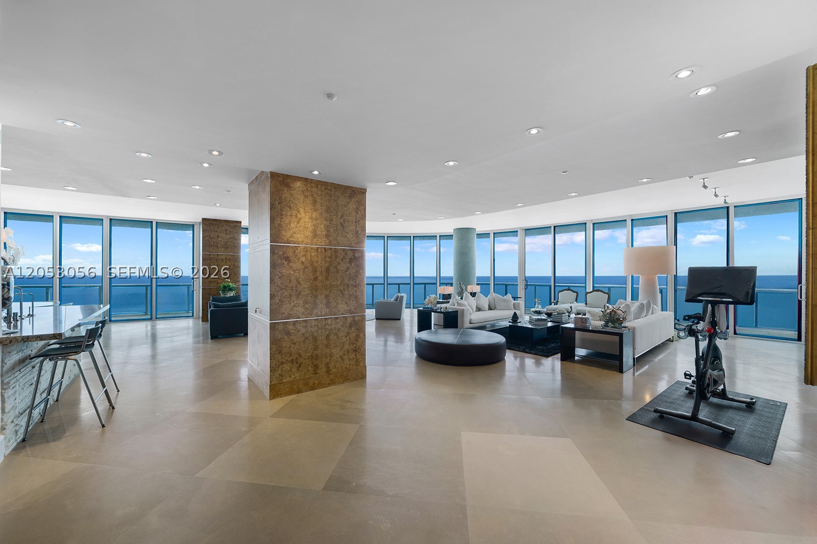 100 S Pointe Dr #2905 Miami Beach, FL 33139