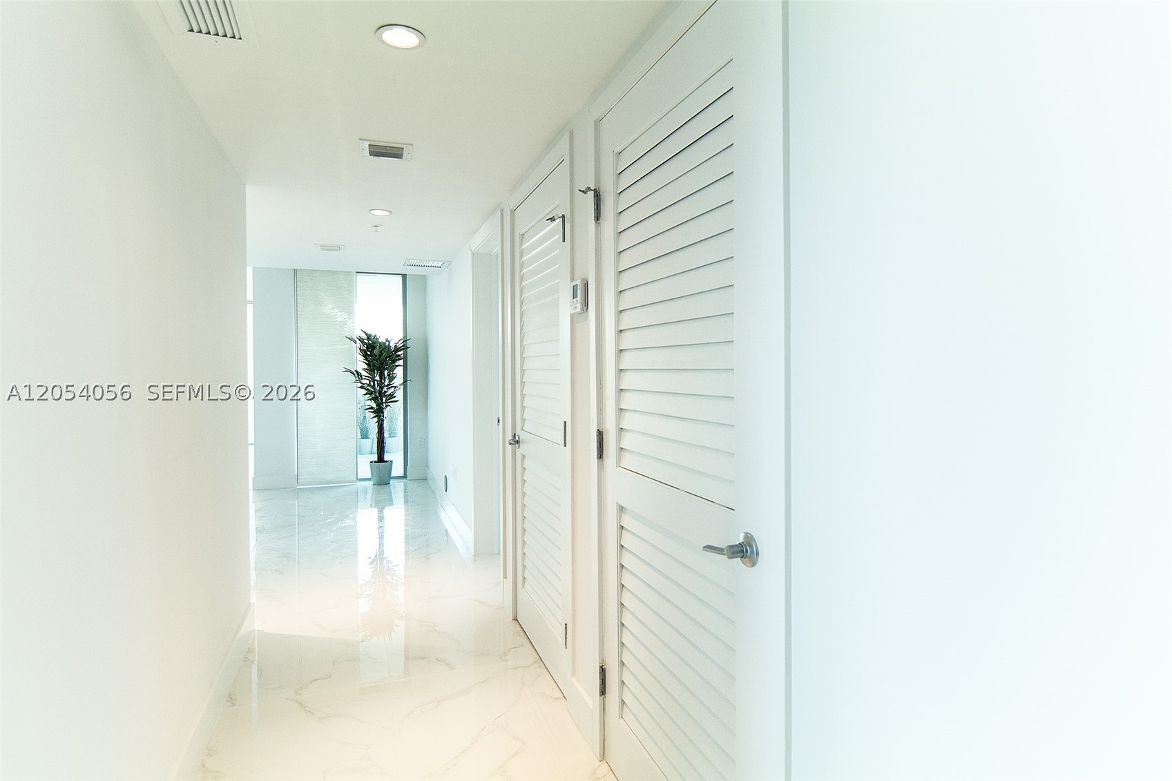 image The Palms13