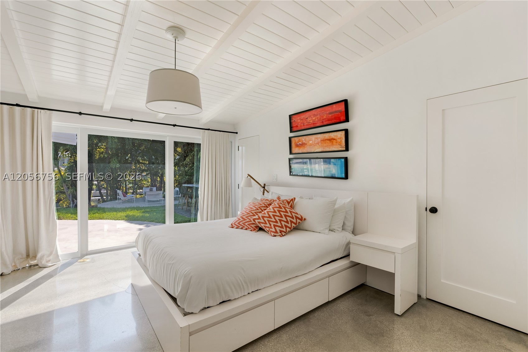 270 Island Dr Key Biscayne, FL 33149