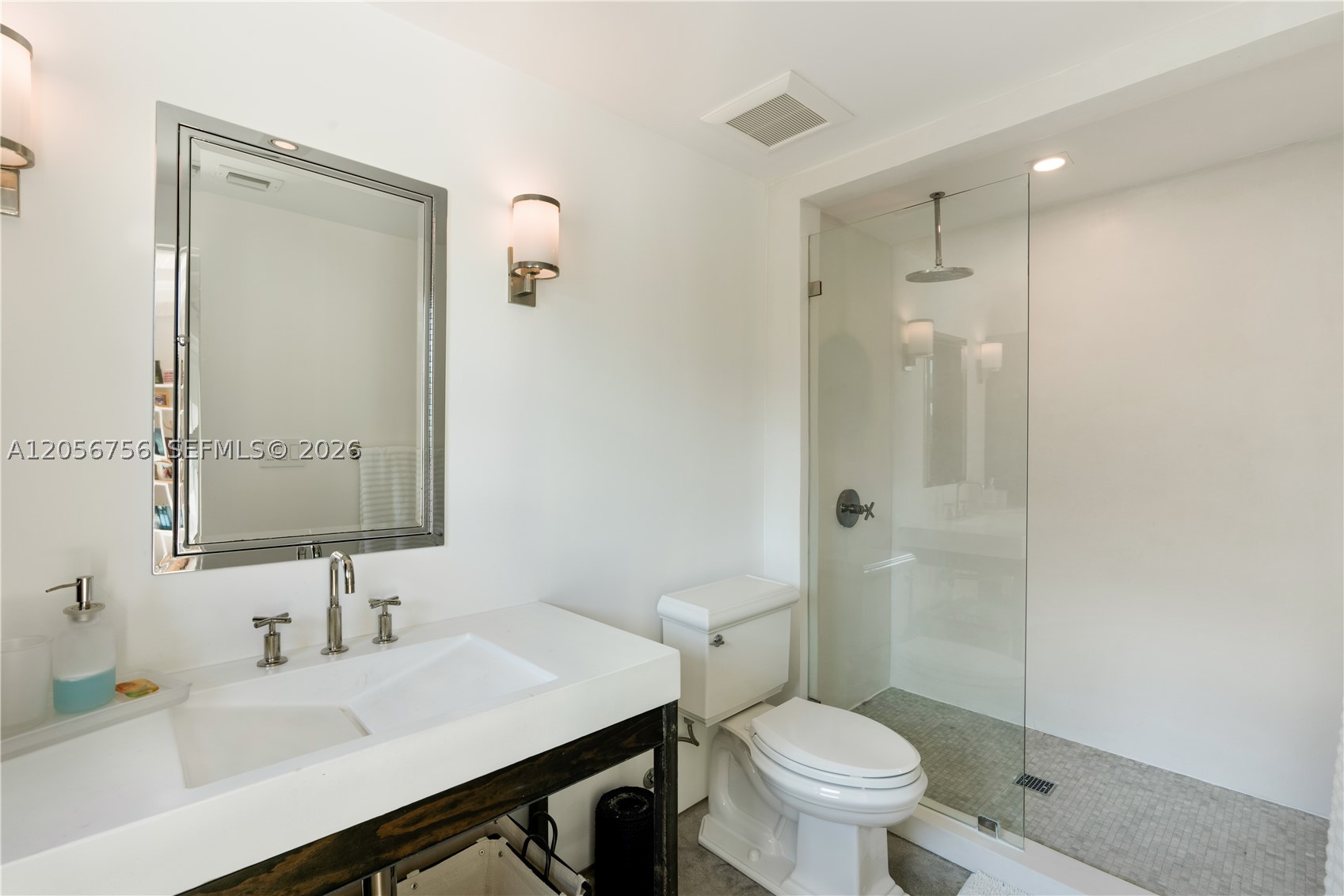 270 Island Dr Key Biscayne, FL 33149