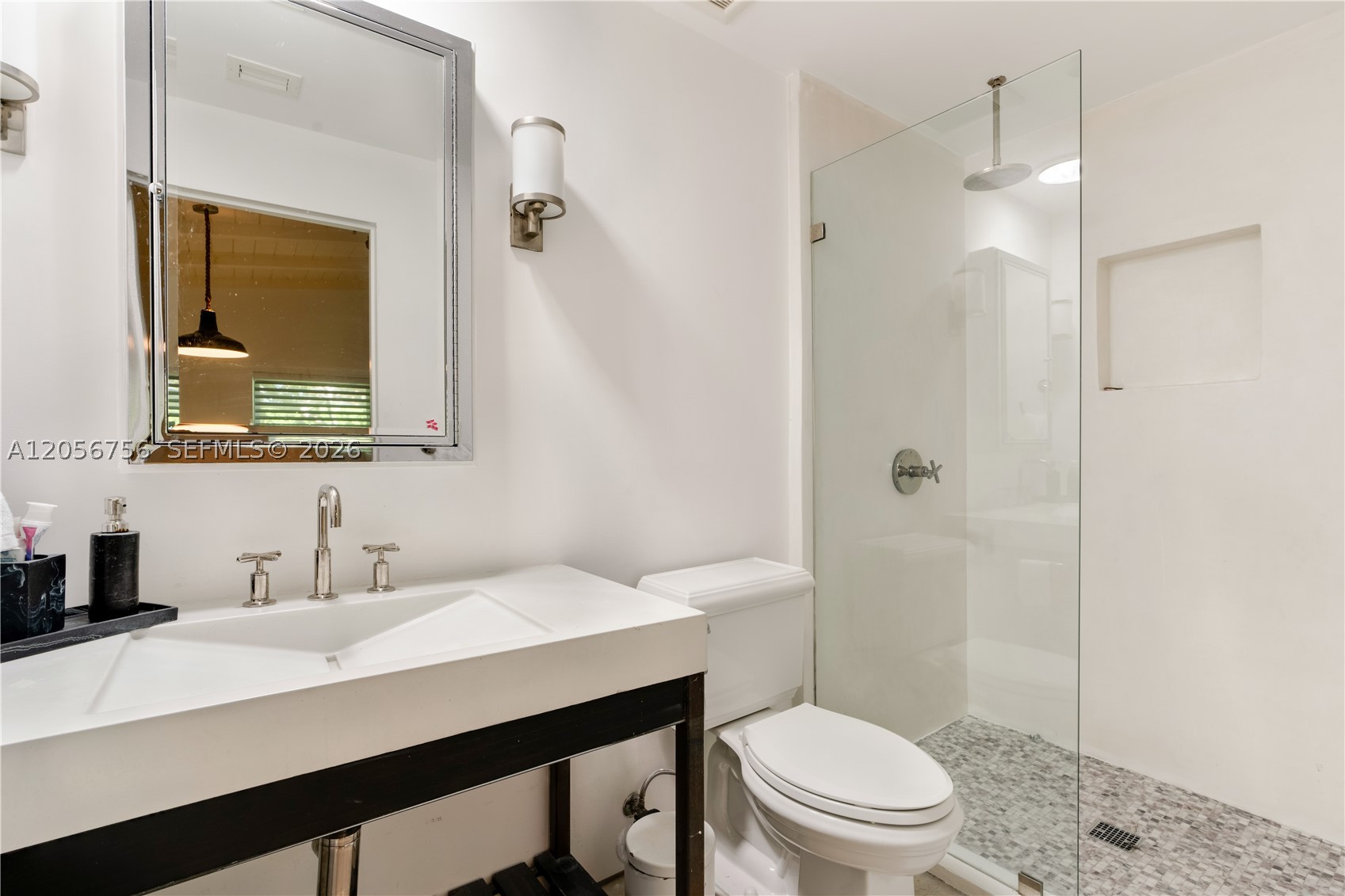 270 Island Dr Key Biscayne, FL 33149