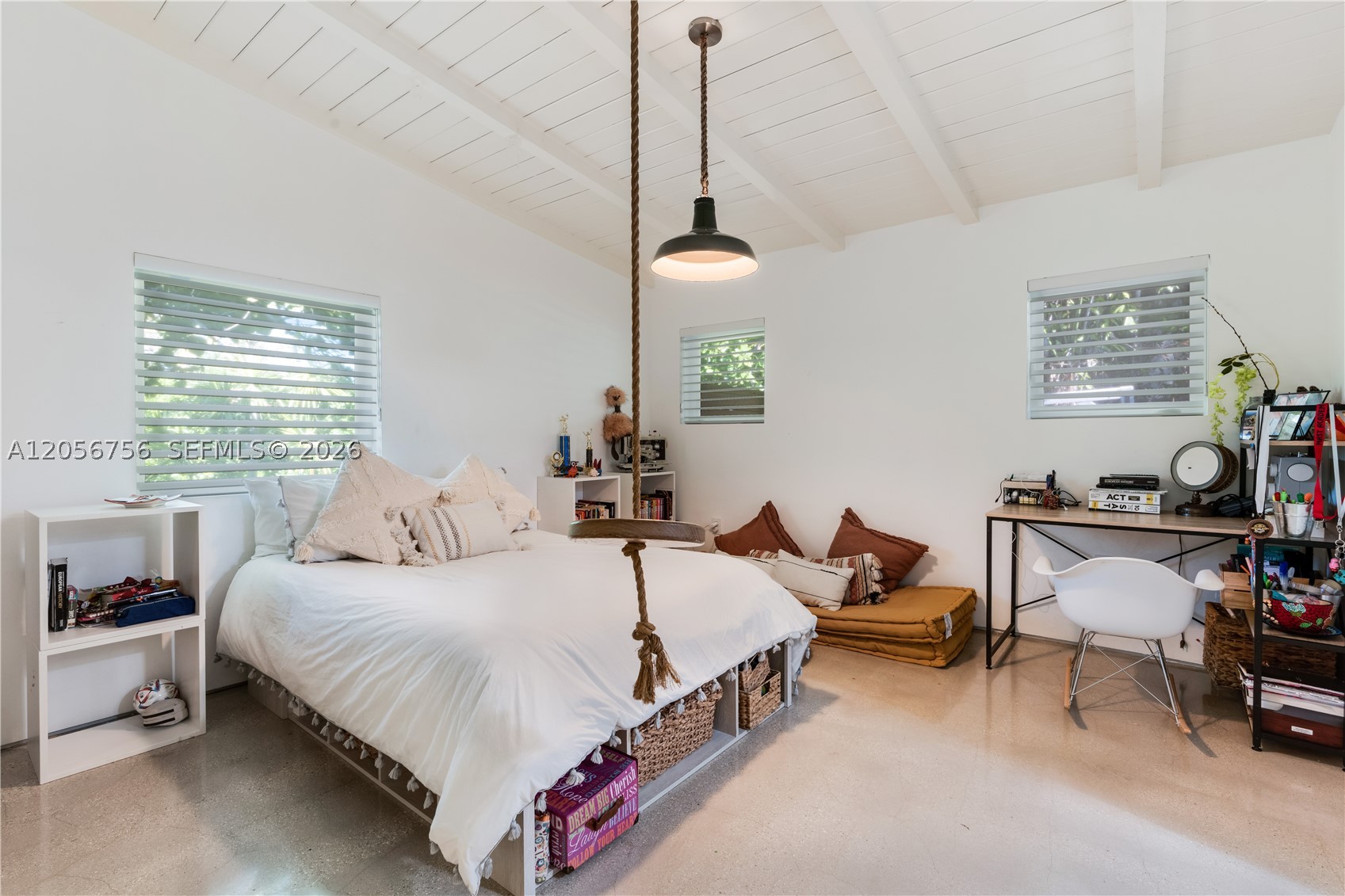 270 Island Dr Key Biscayne, FL 33149