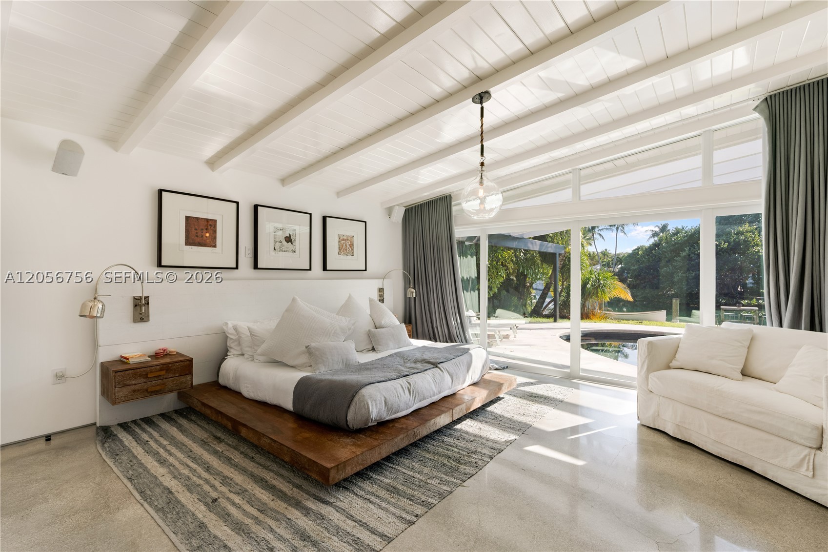 270 Island Dr Key Biscayne, FL 33149
