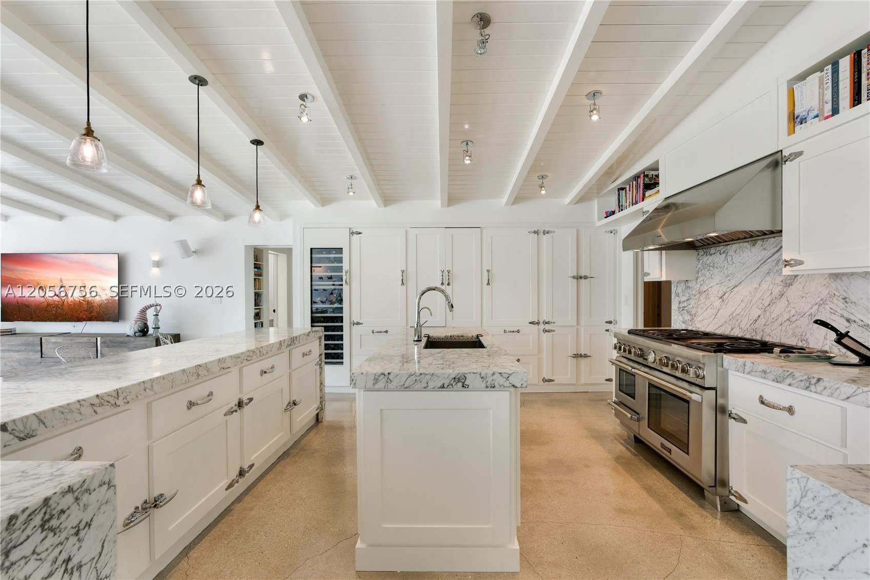 270 Island Dr Key Biscayne, FL 33149