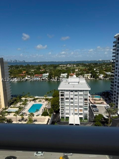 5601 Collins Ave #1723