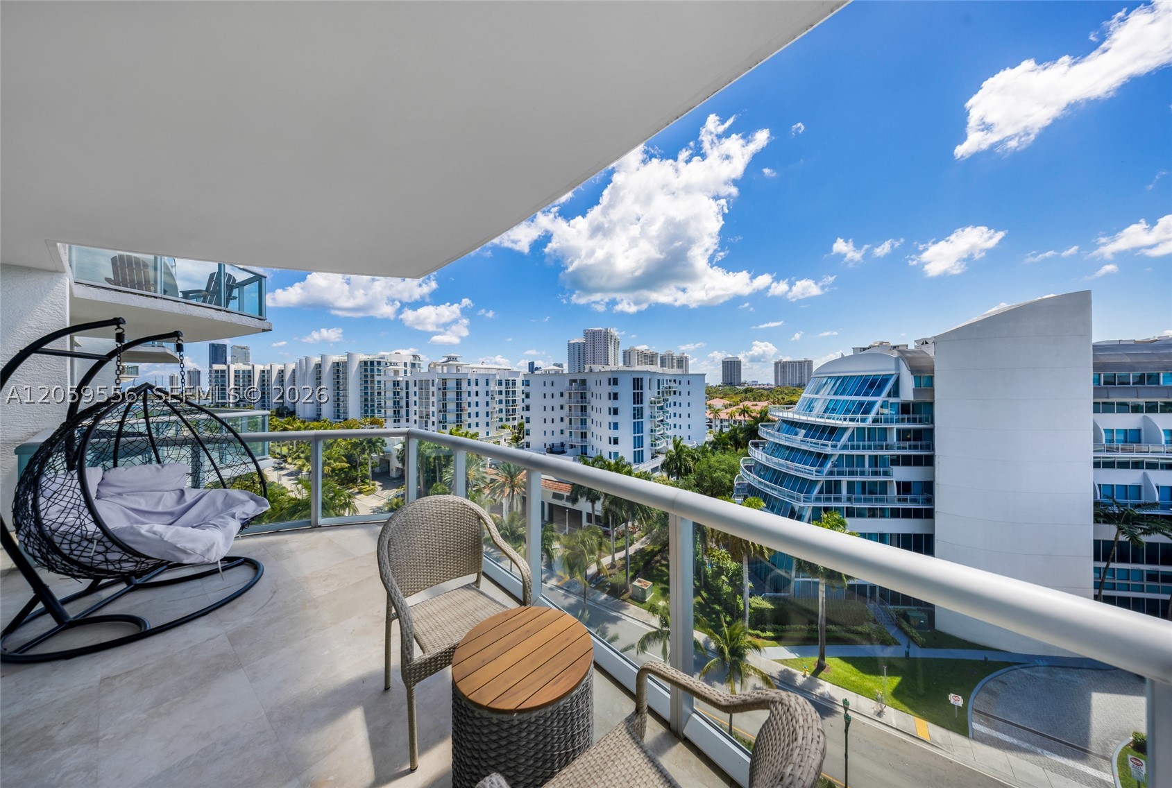 image The Atrium at Aventura25