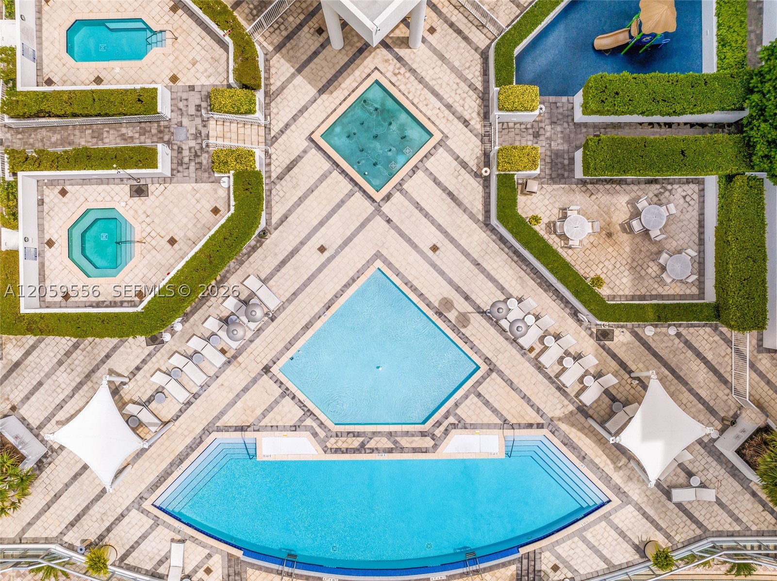 image The Atrium at Aventura32