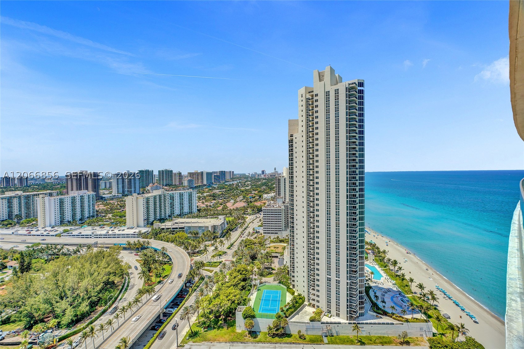 image Residences by Armani Casa36