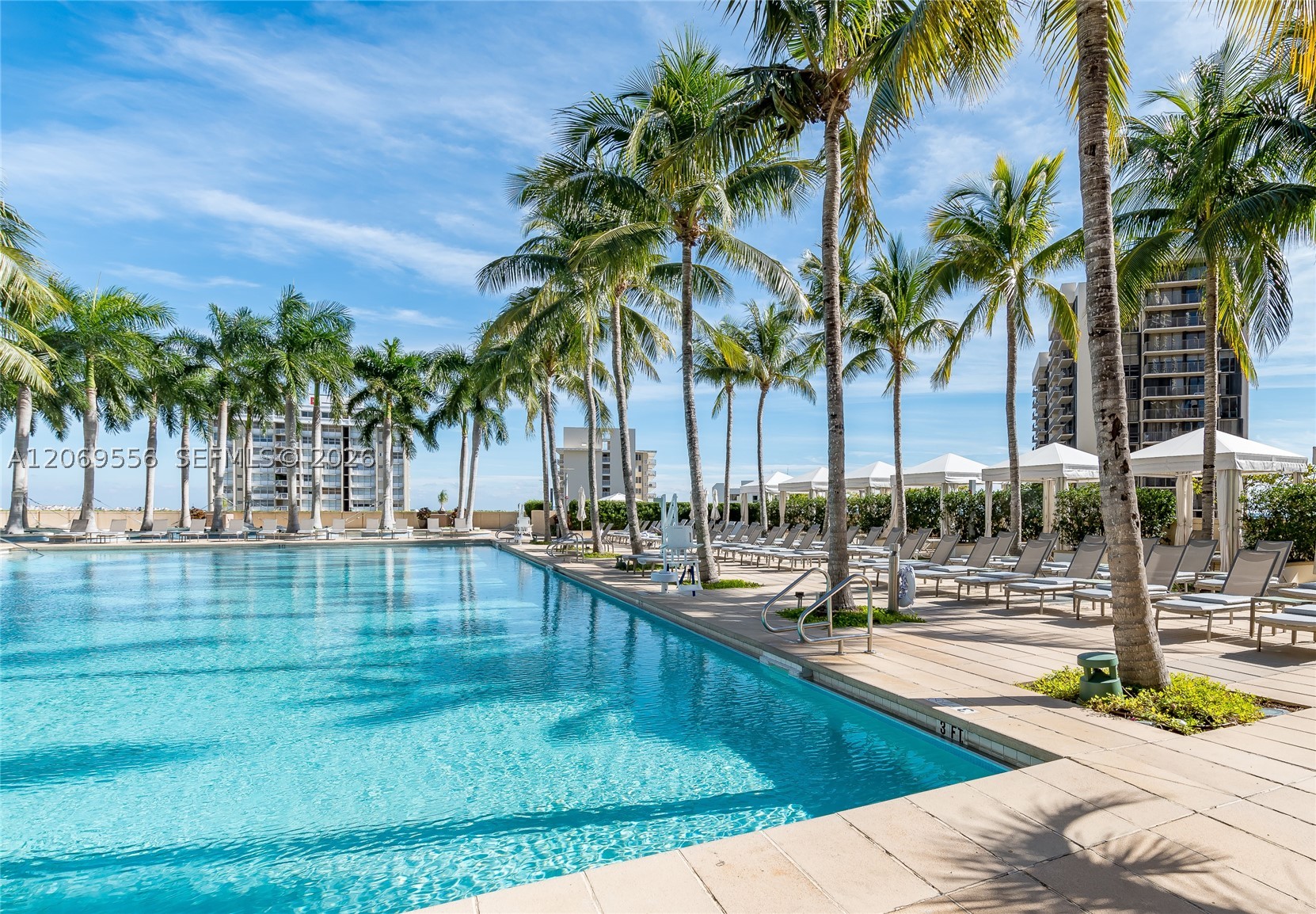 image Four Seasons Residences Miami19
