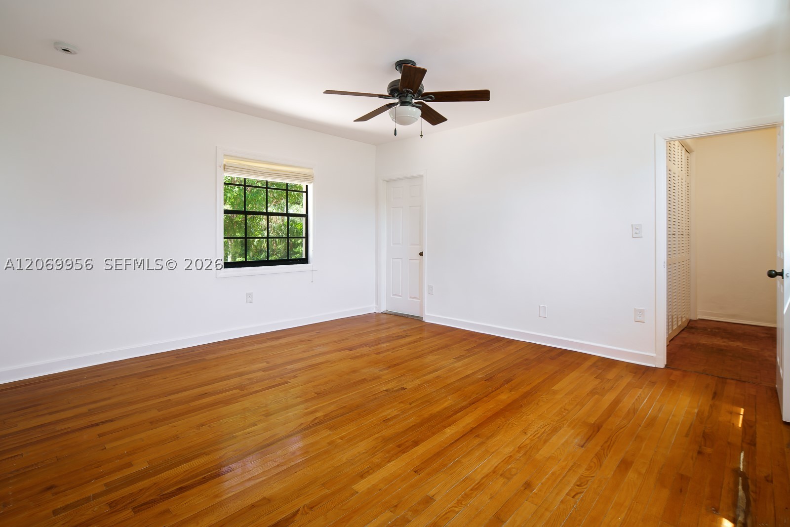 4128 Pinta Ct Coral Gables, FL 33146