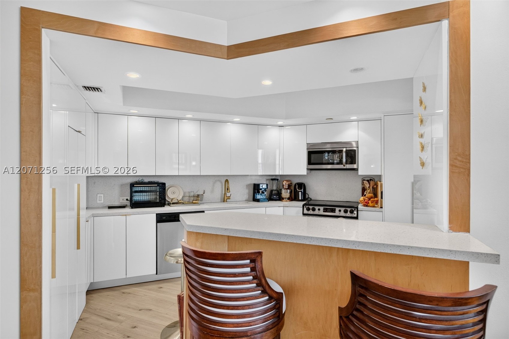 3000 Island Blvd #1201 Aventura, FL 33160