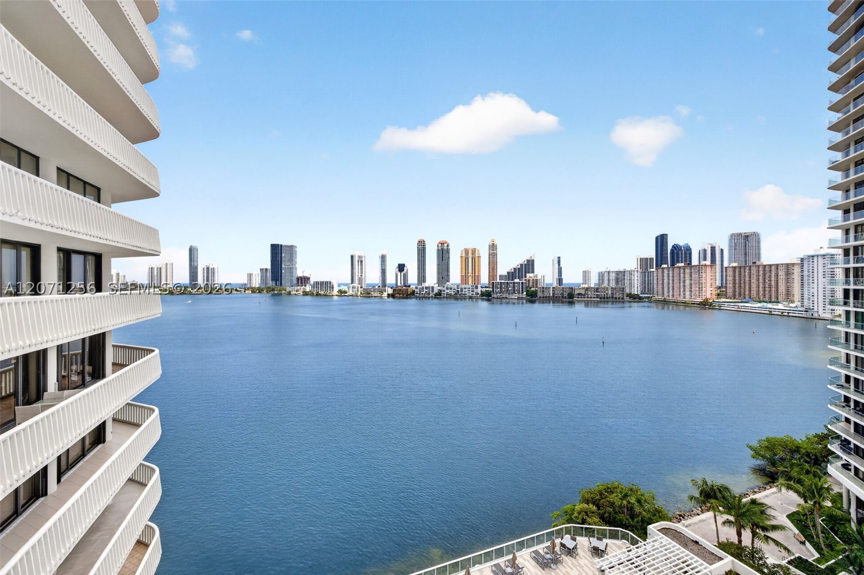 3000 Island Blvd #1201 Aventura, FL 33160