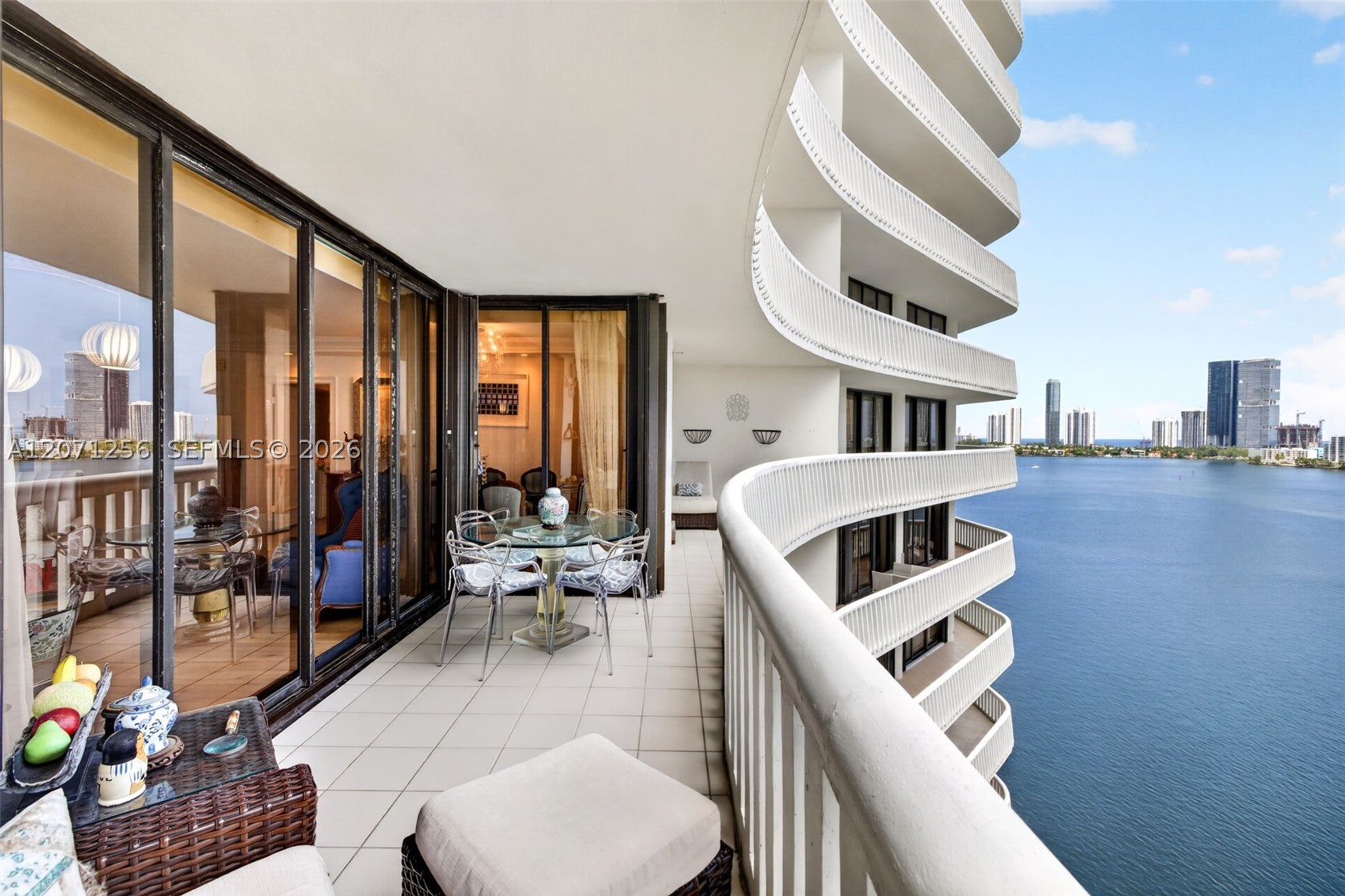 3000 Island Blvd #1201 Aventura, FL 33160