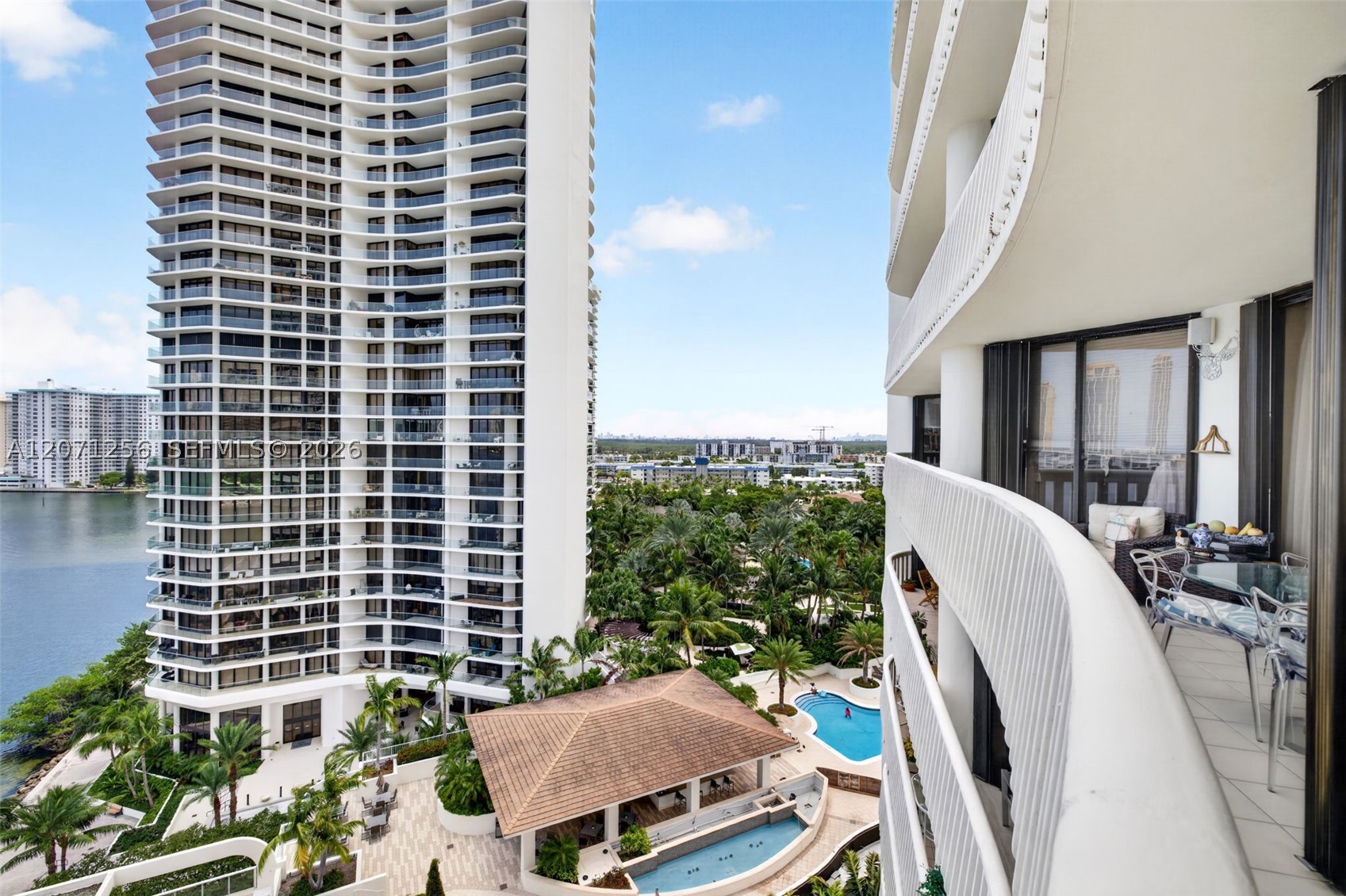 3000 Island Blvd #1201 Aventura, FL 33160
