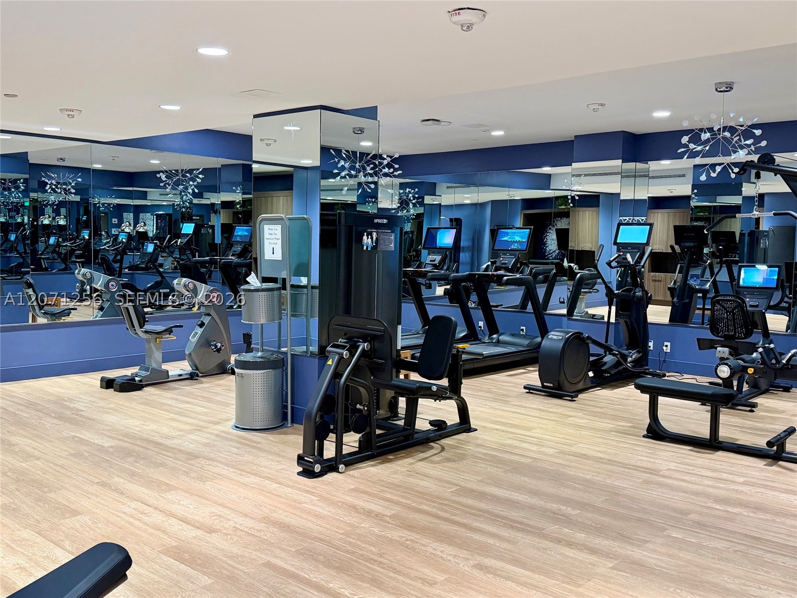 3000 Island Blvd #1201 Aventura, FL 33160
