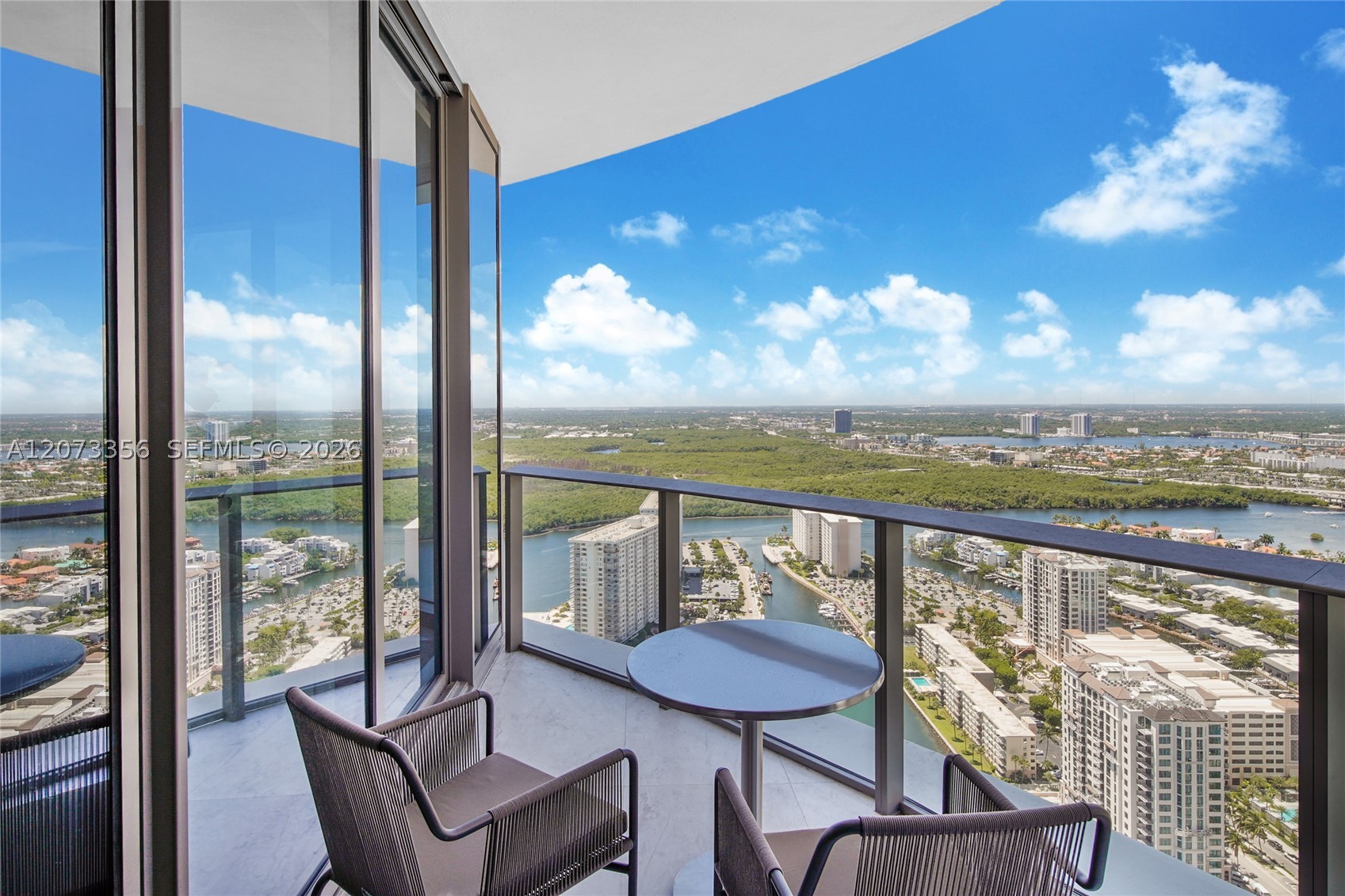 image Ritz-Carlton Sunny Isles Beach15