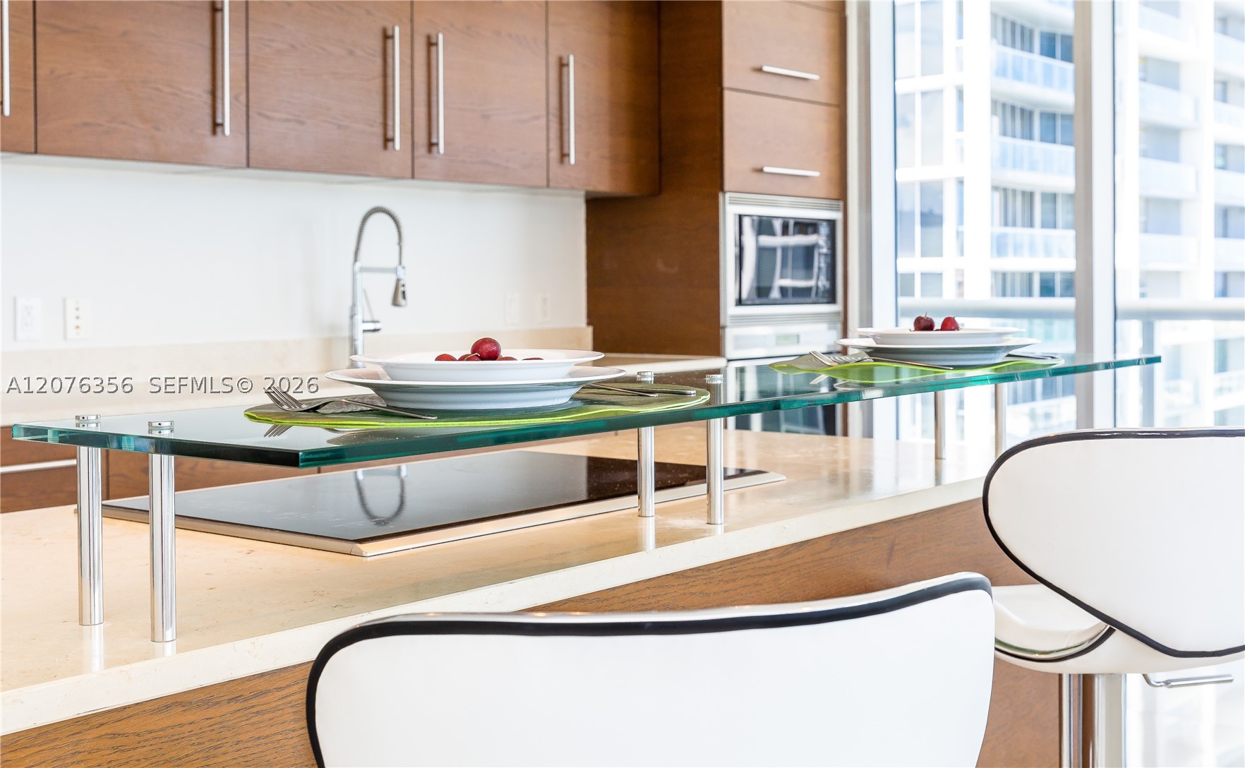 485 Brickell Ave #3410 Miami, FL 33131