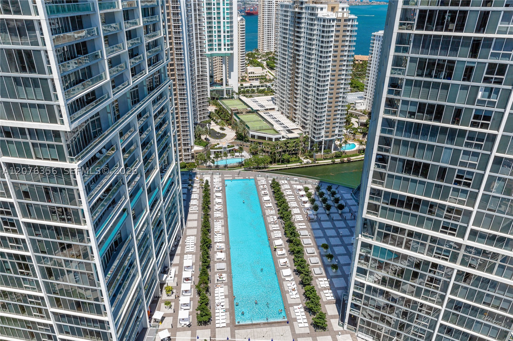 485 Brickell Ave #3410 Miami, FL 33131