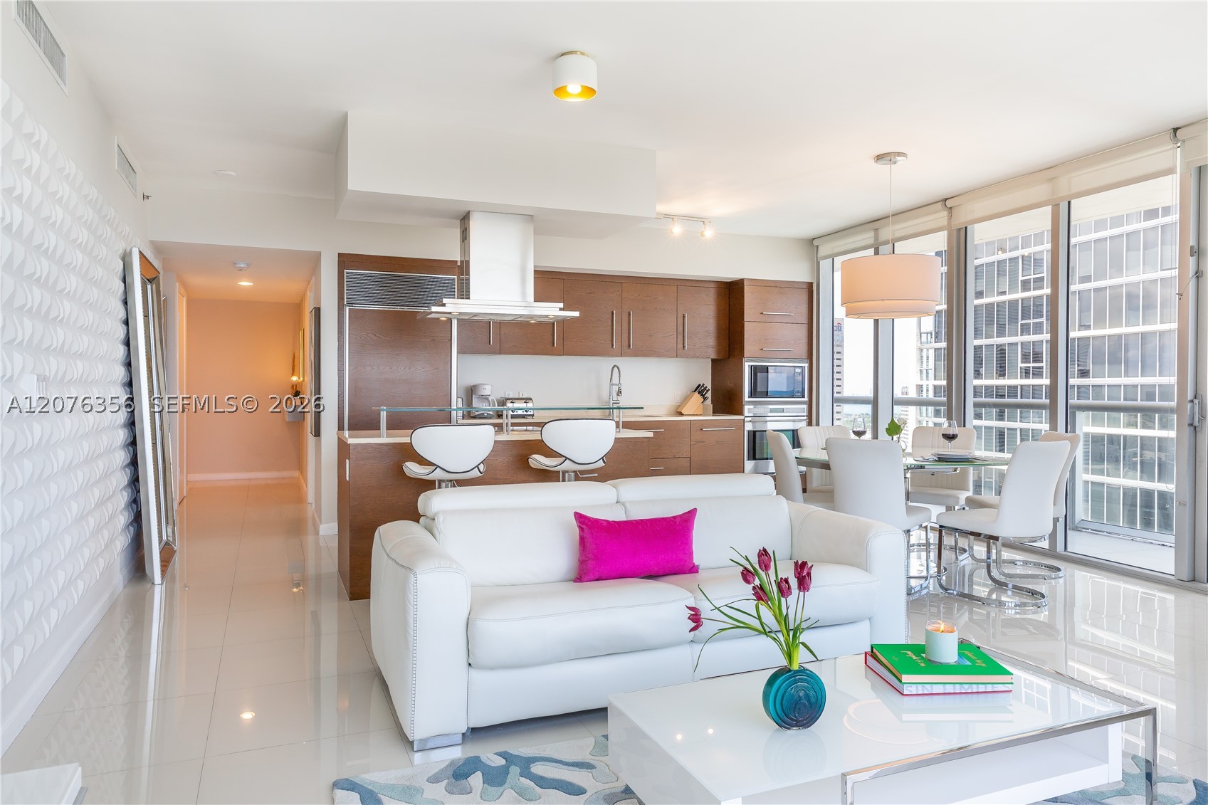 485 Brickell Ave #3410 Miami, FL 33131