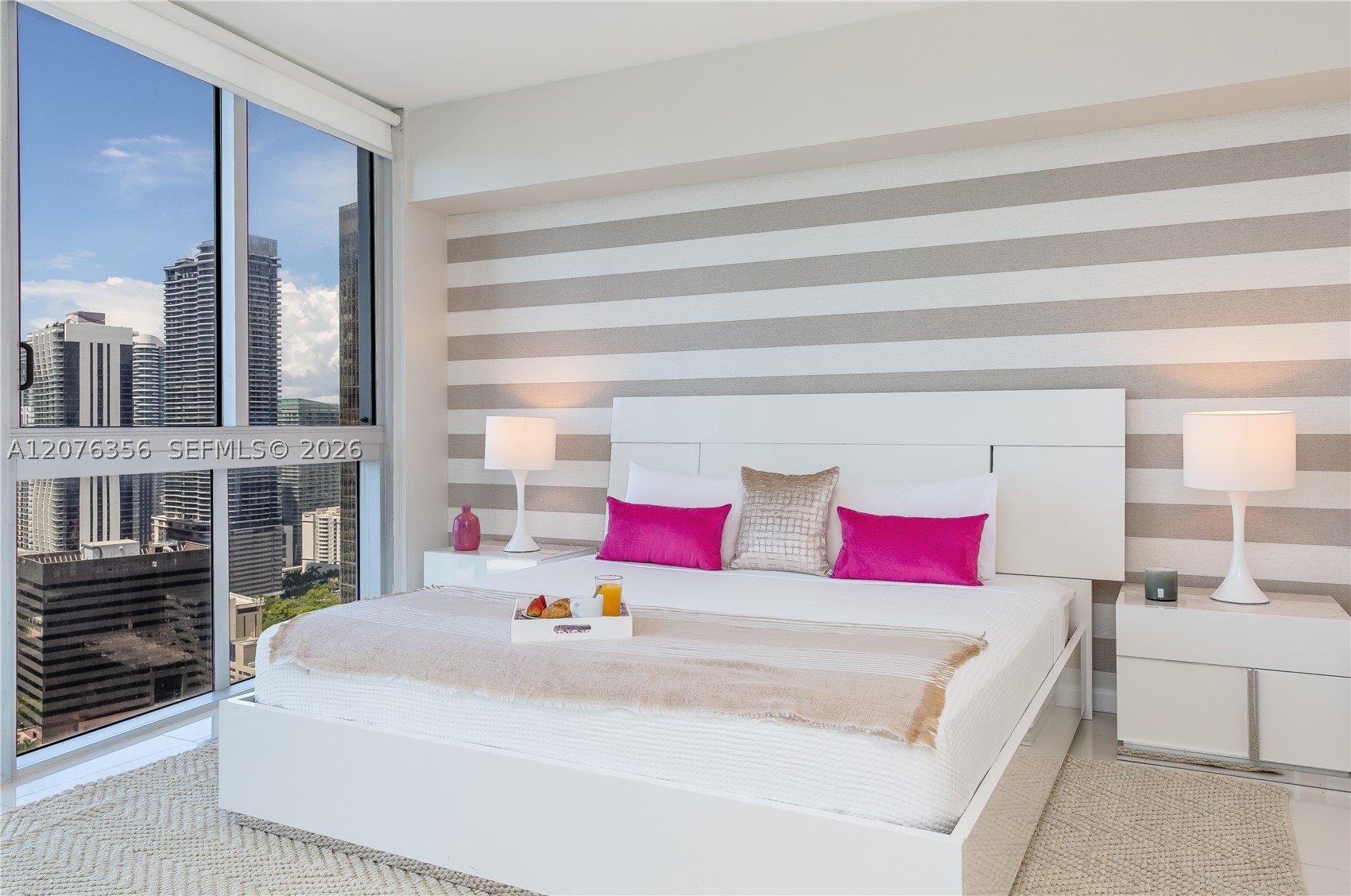485 Brickell Ave #3410 Miami, FL 33131