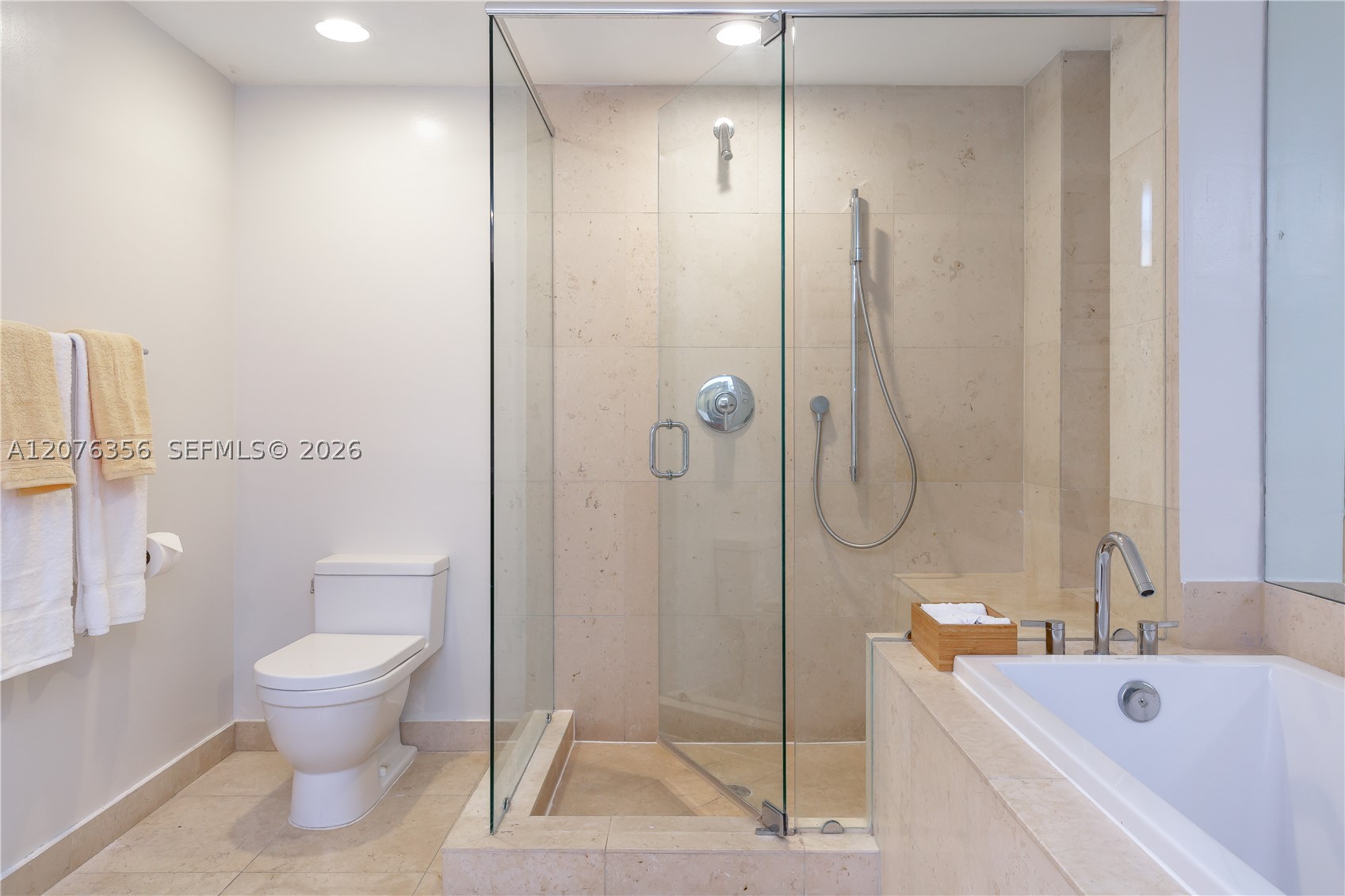 485 Brickell Ave #3410 Miami, FL 33131
